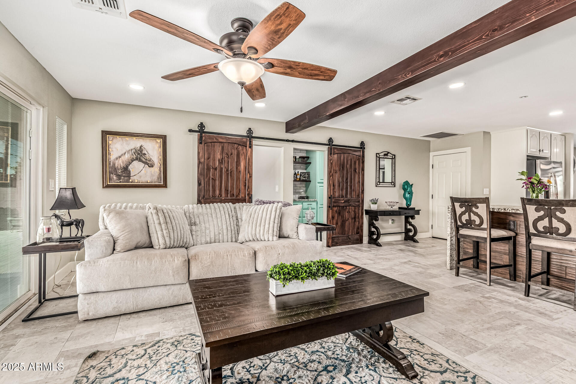 10235 W DESERT HILLS Drive