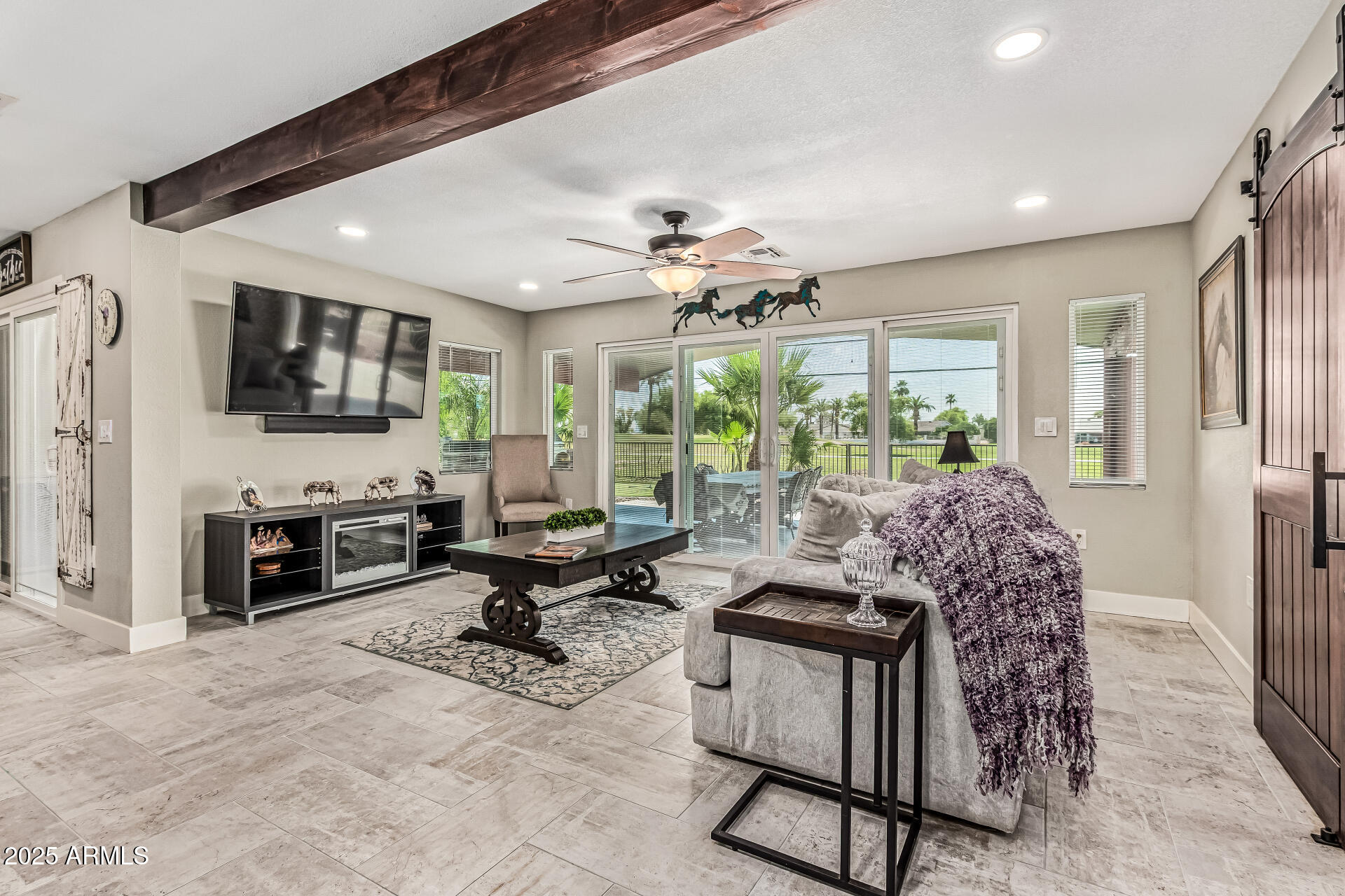 10235 W DESERT HILLS Drive