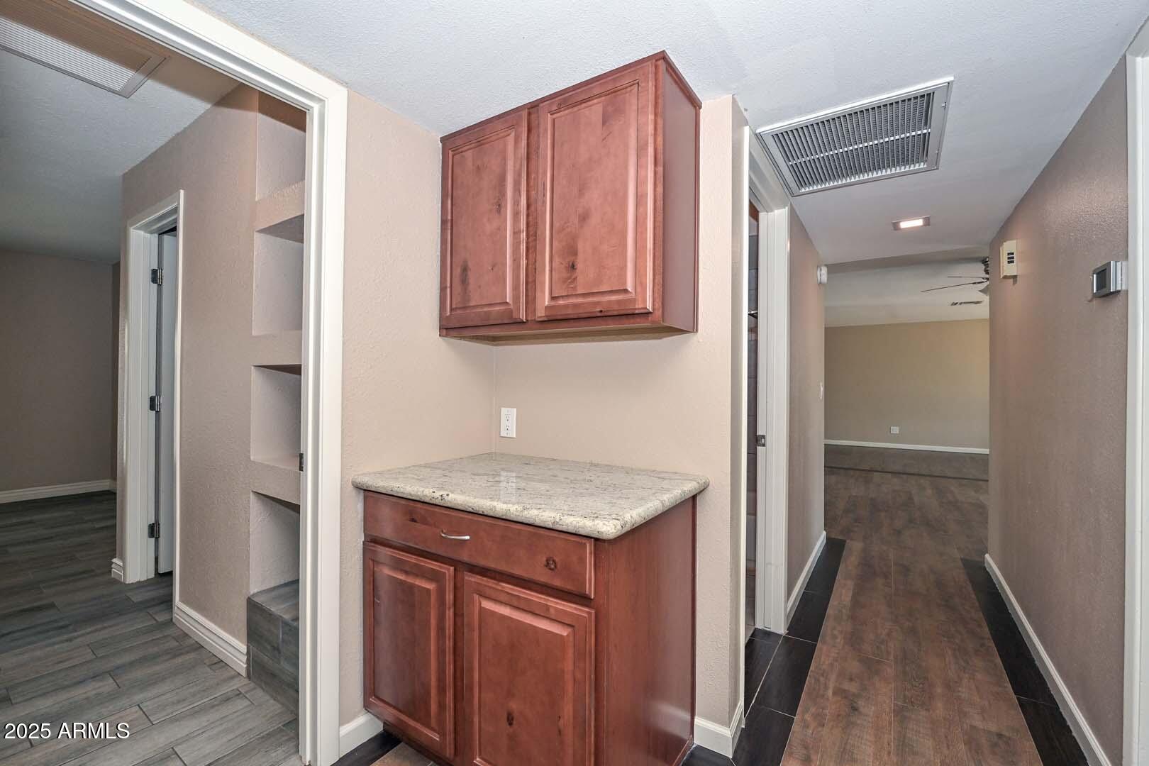 2732 E VILLA RITA Drive