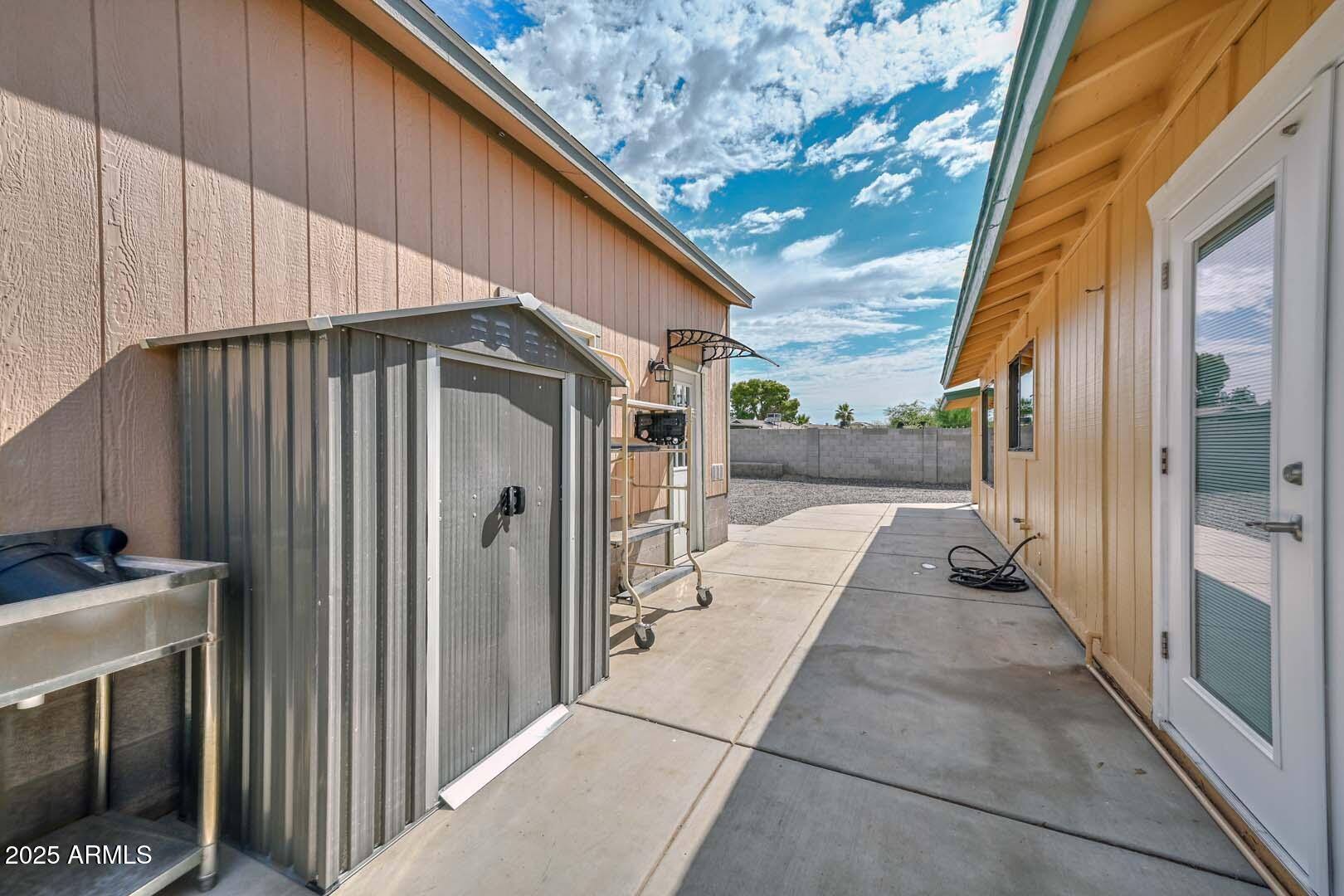 2732 E VILLA RITA Drive