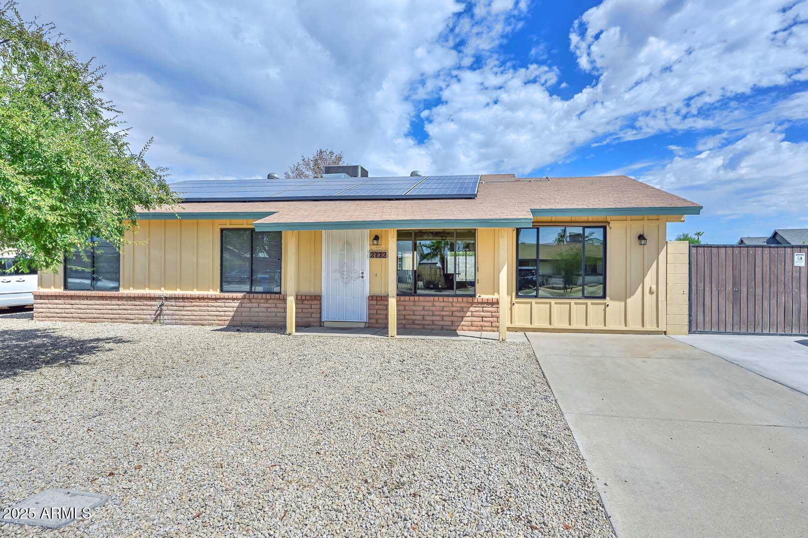 2732 E VILLA RITA Drive