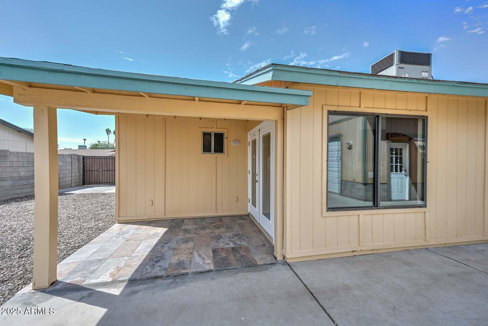 2732 E VILLA RITA Drive