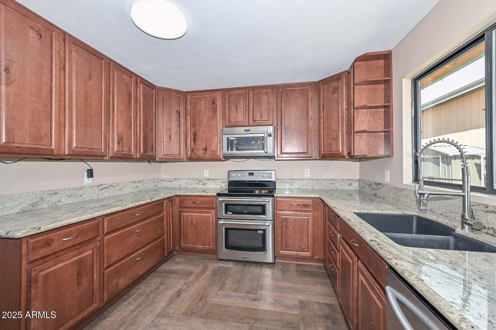 2732 E VILLA RITA Drive