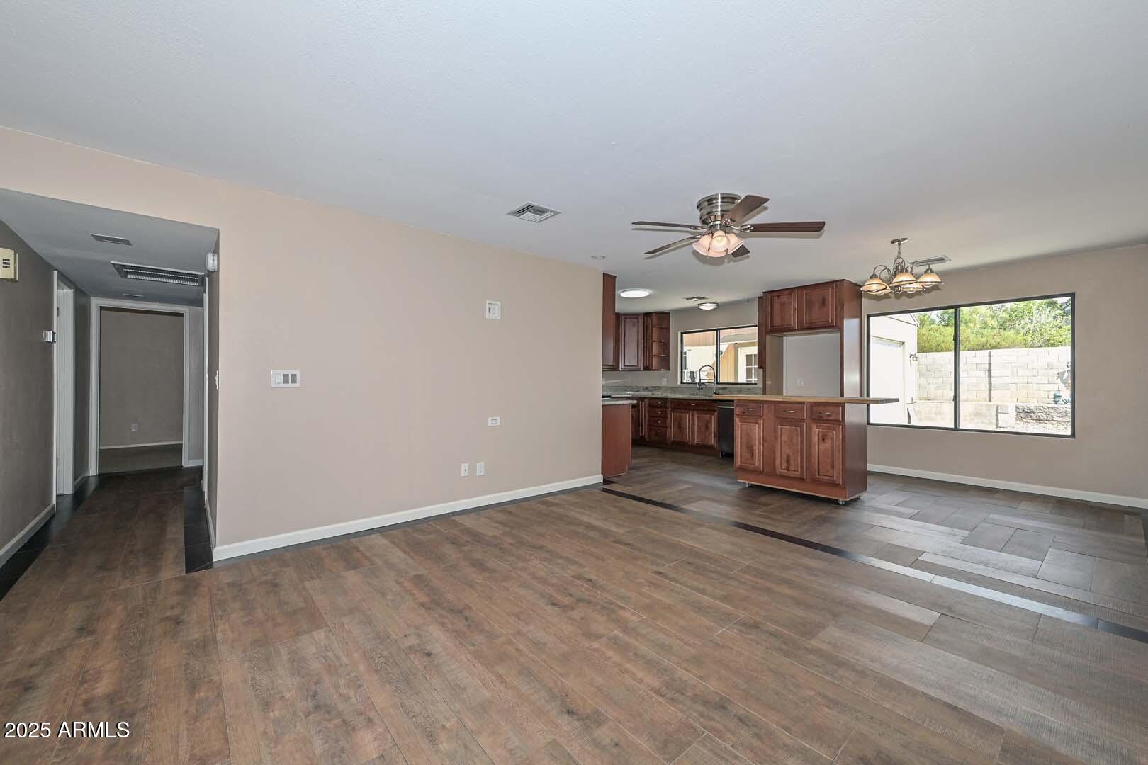 2732 E VILLA RITA Drive