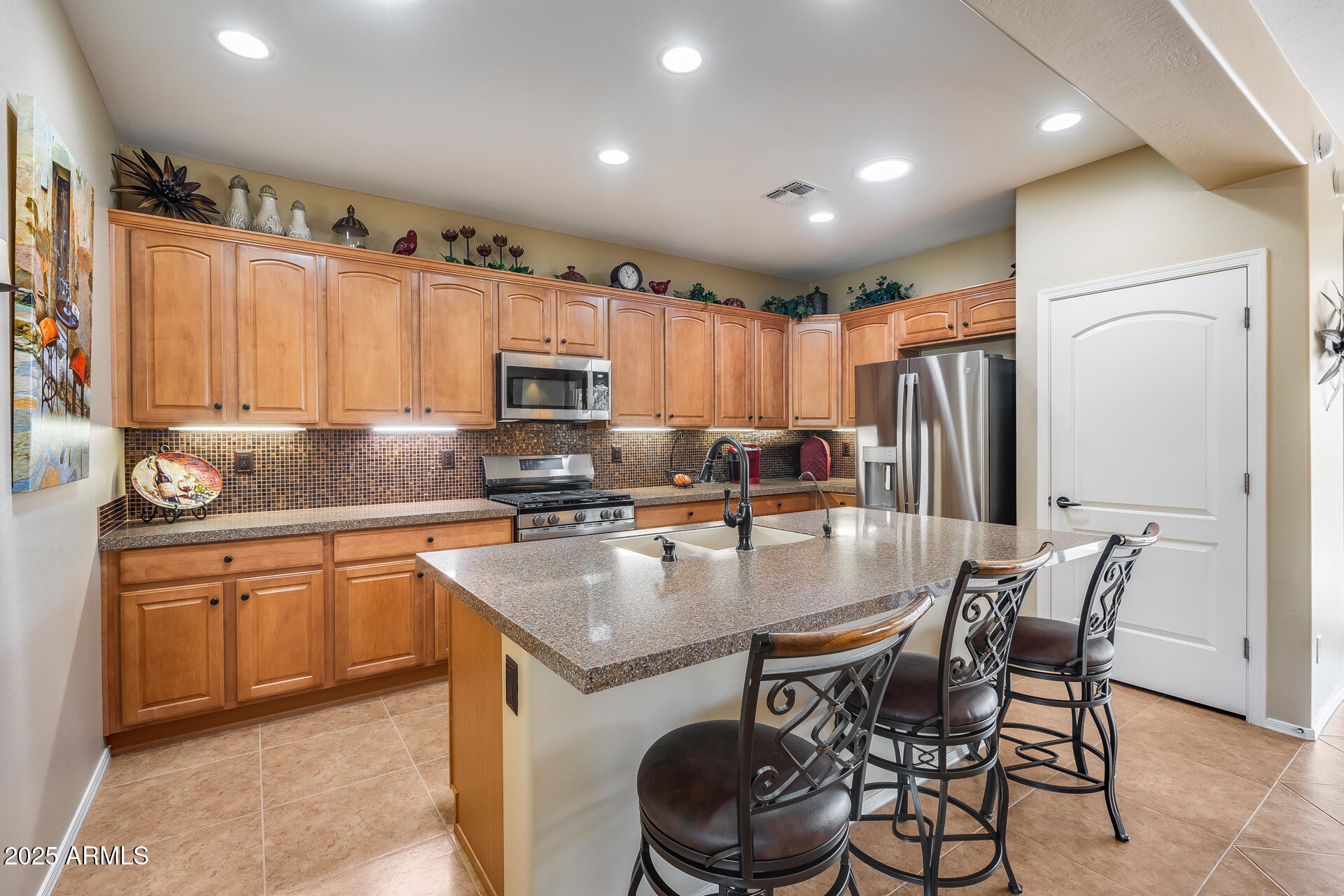 13039 W JUNIPERO Drive