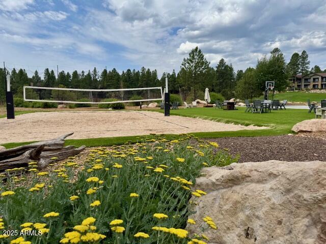 1892 E HARDSCRABBLE Court 126