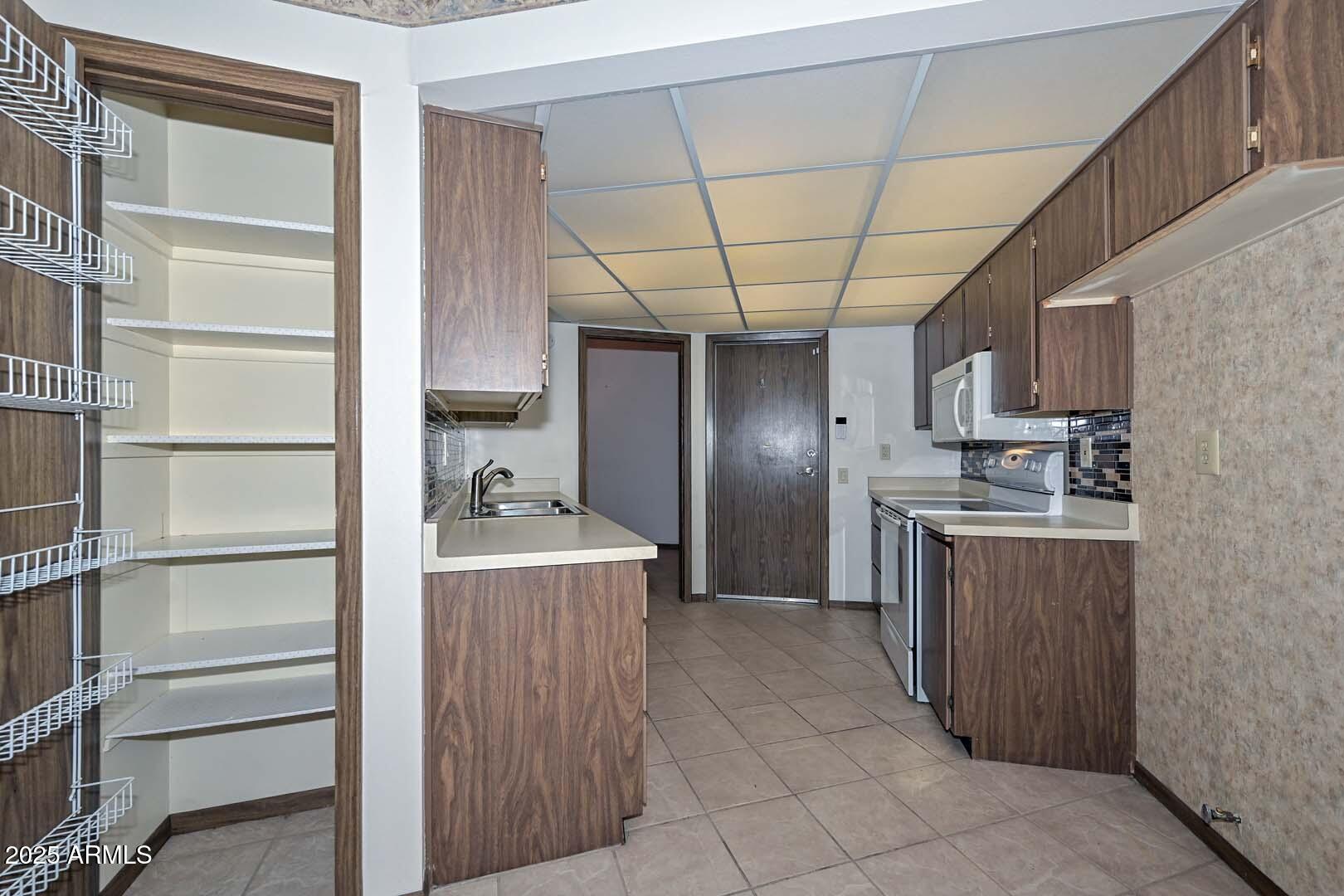 10930 W TOPAZ Drive