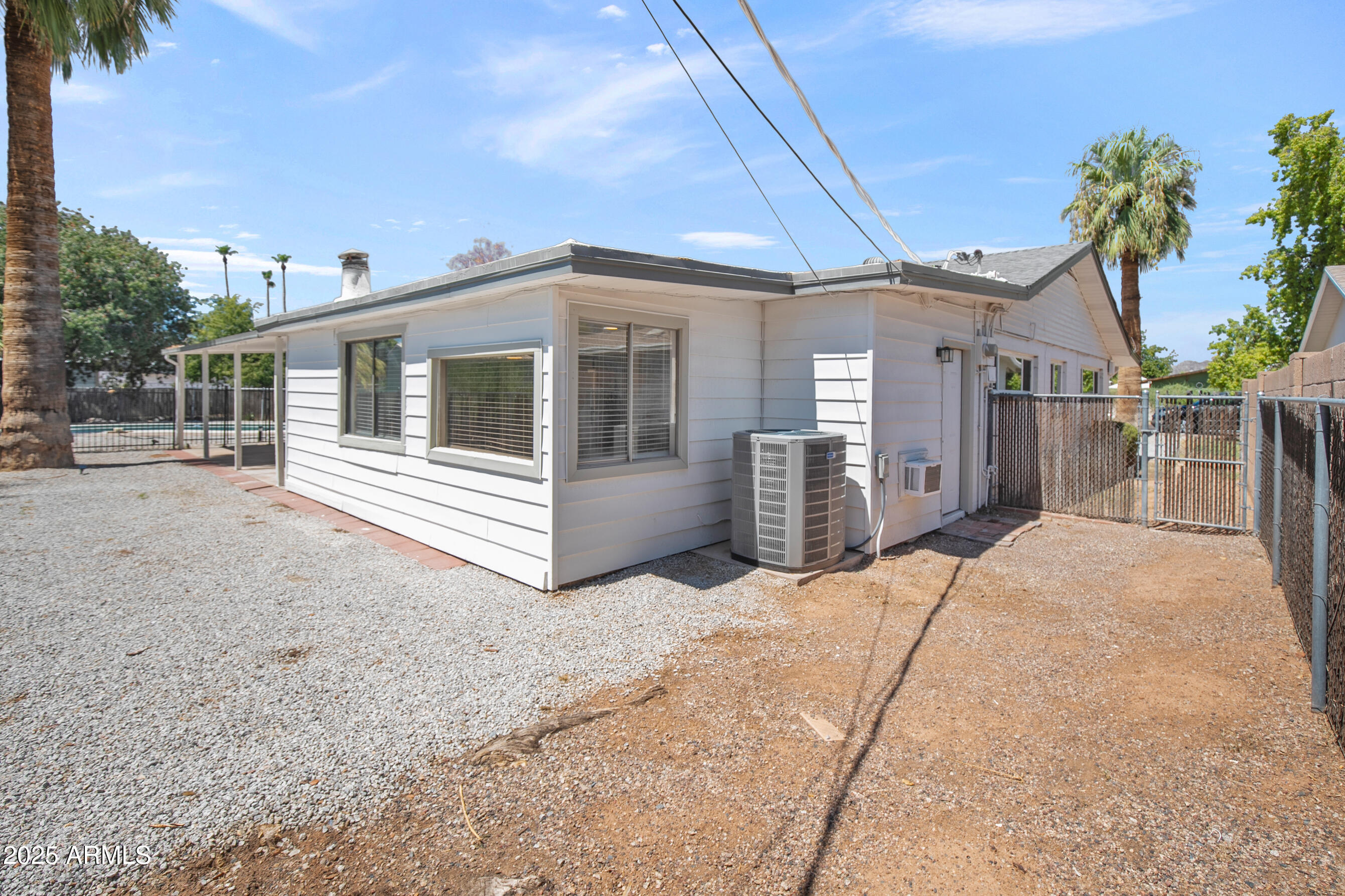 3933 E FLOWER Street