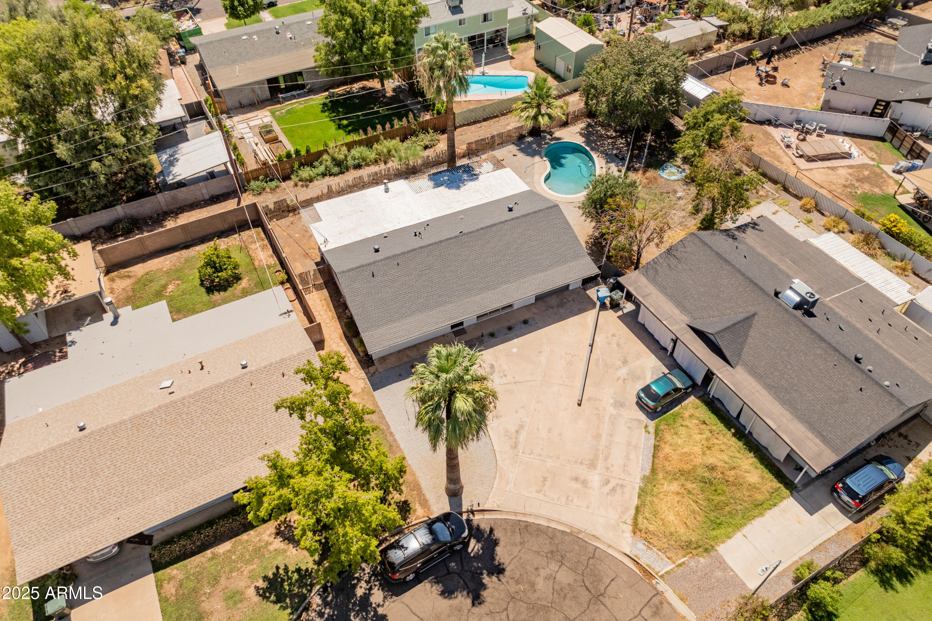 3933 E FLOWER Street