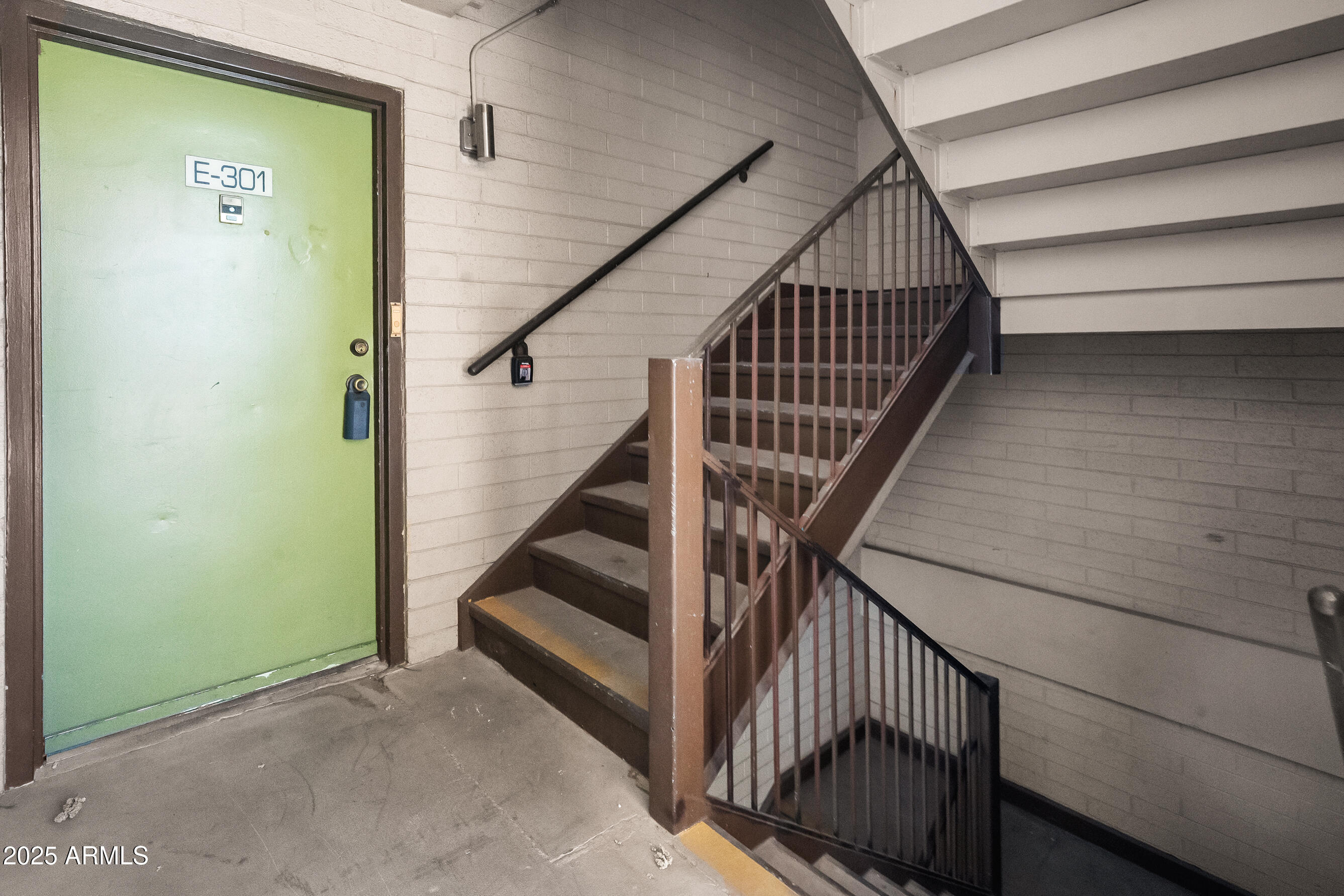 349 E THOMAS Road E301