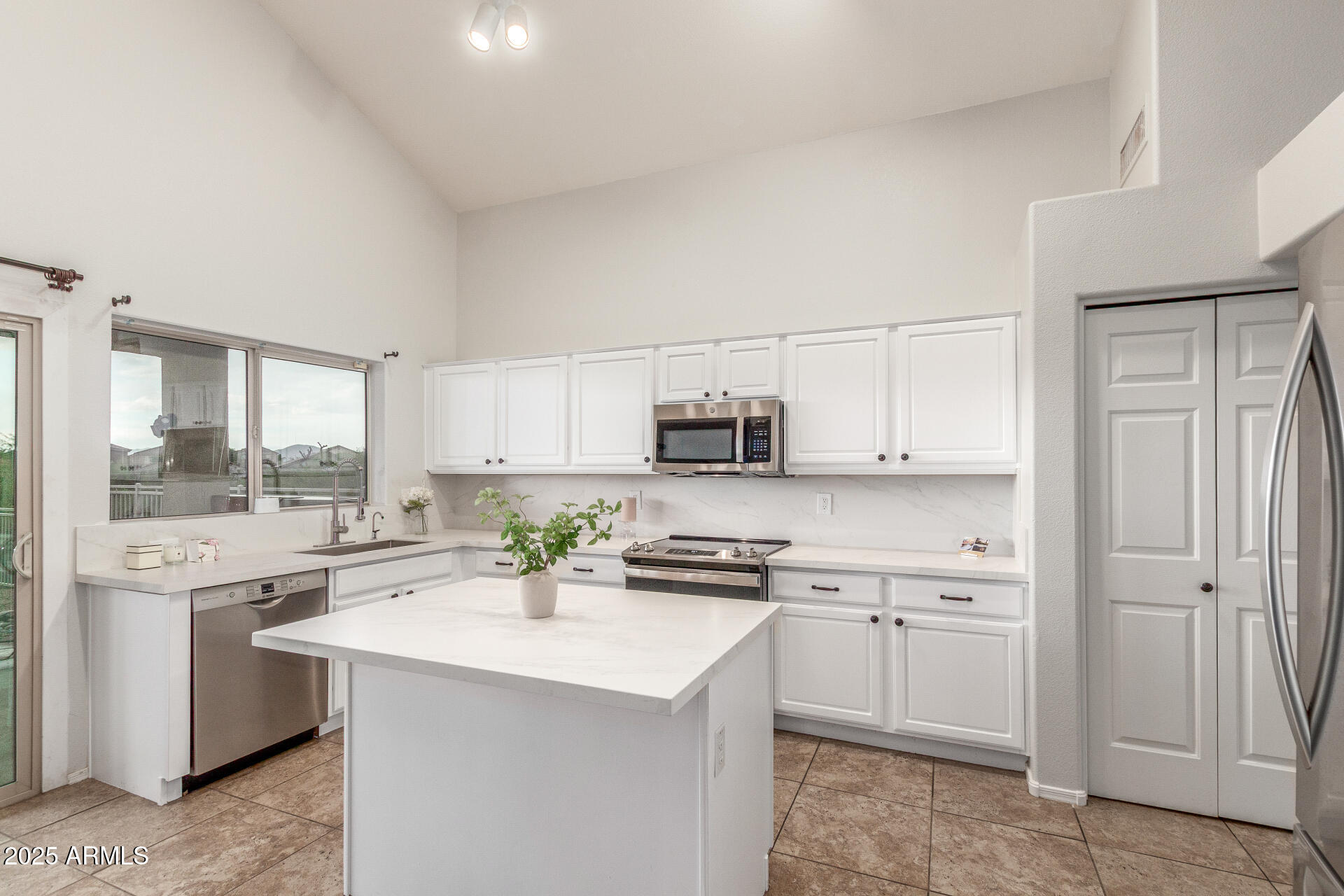 33428 N 45TH Street