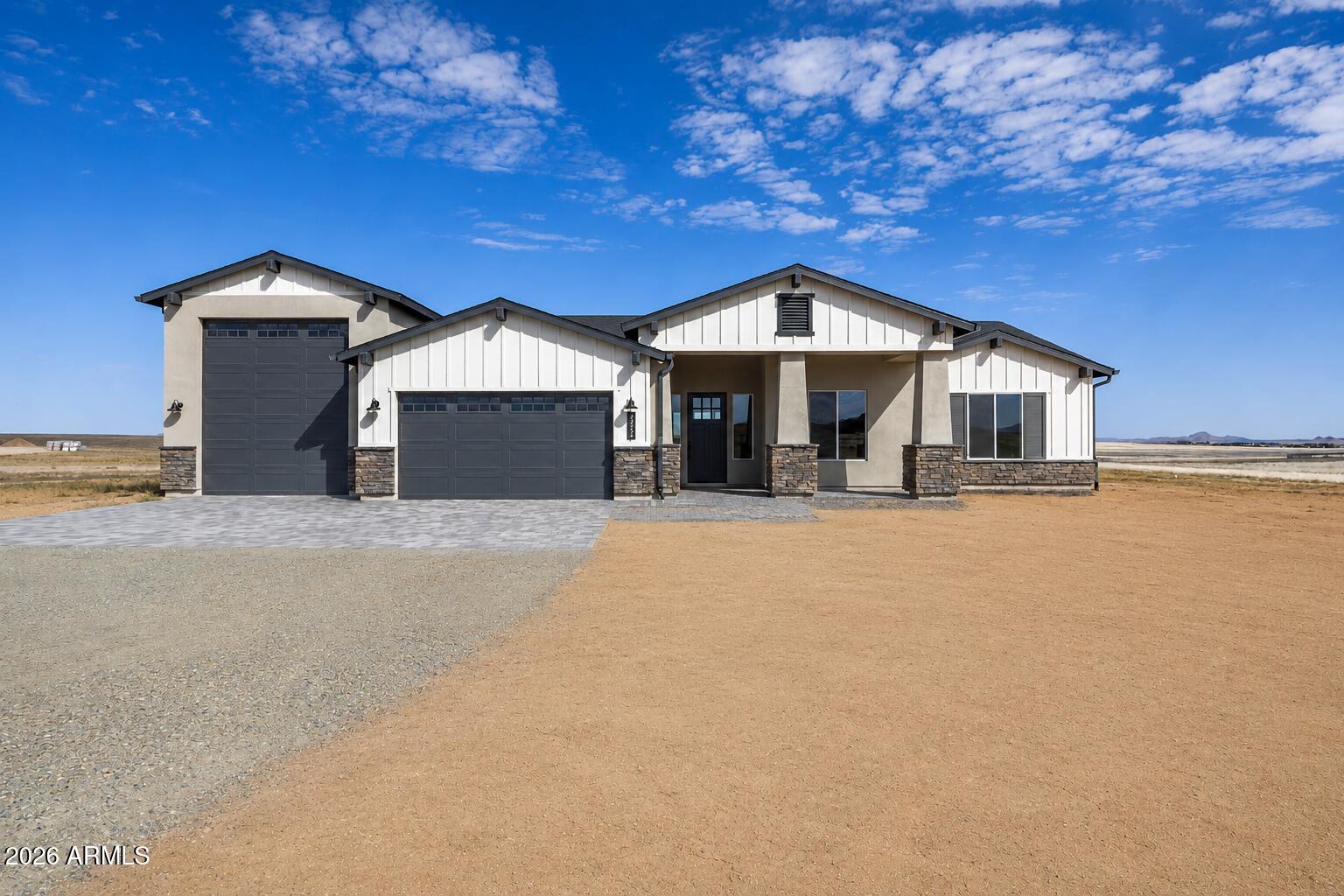 6212 E Shasta Daisy Lane
