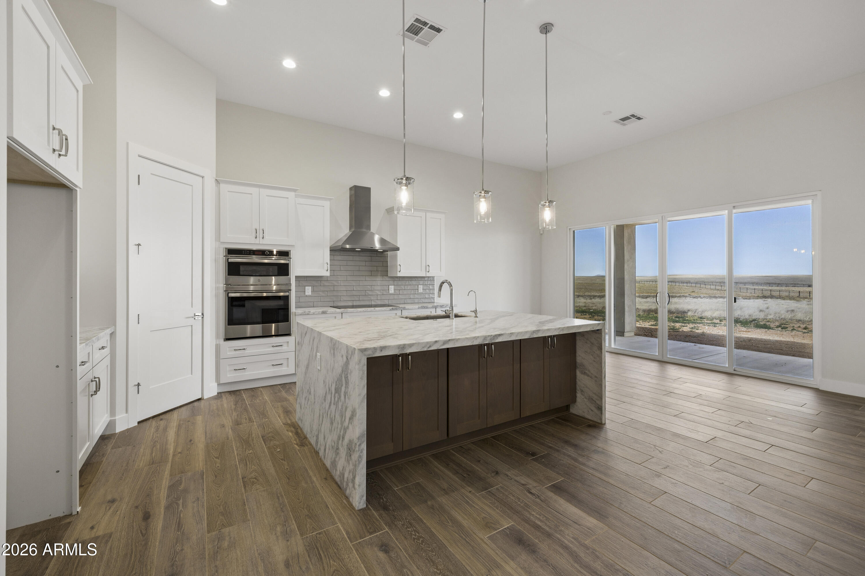 6212 E Shasta Daisy Lane