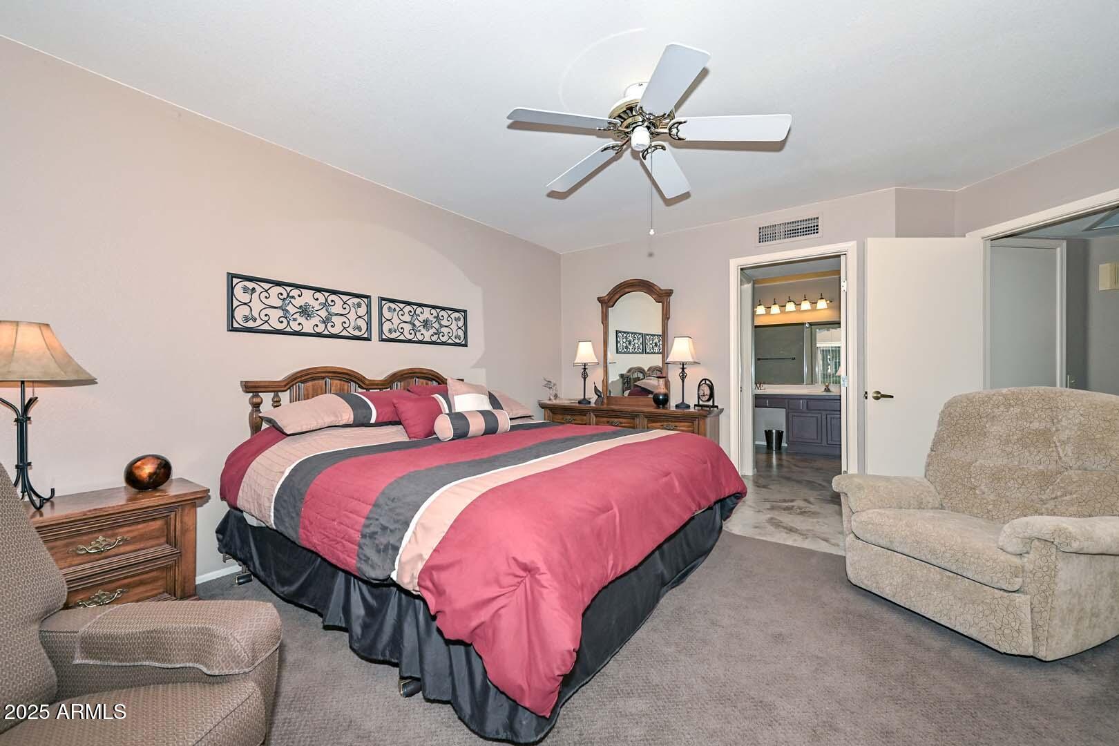 13814 W GREENVIEW Drive