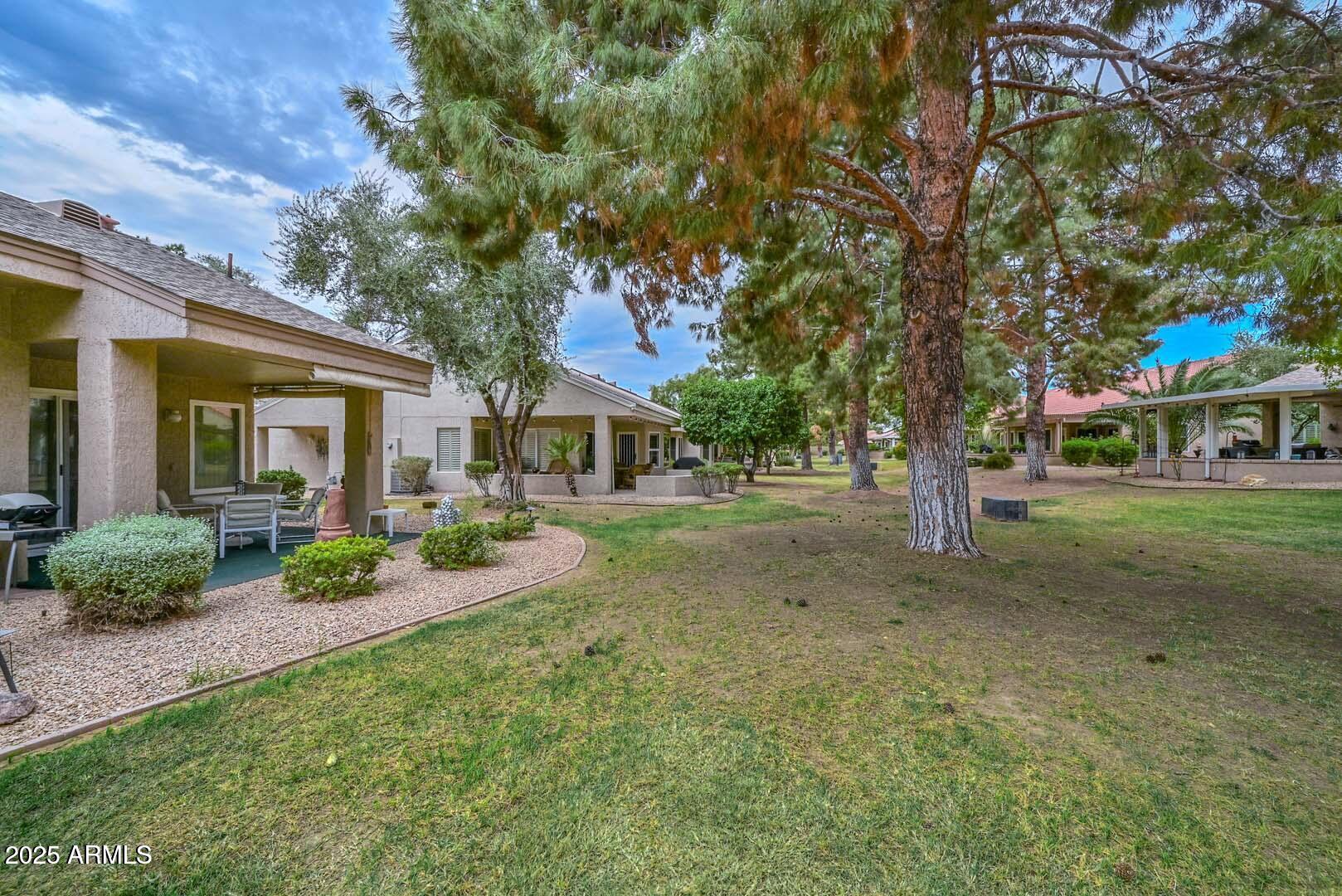 13814 W GREENVIEW Drive