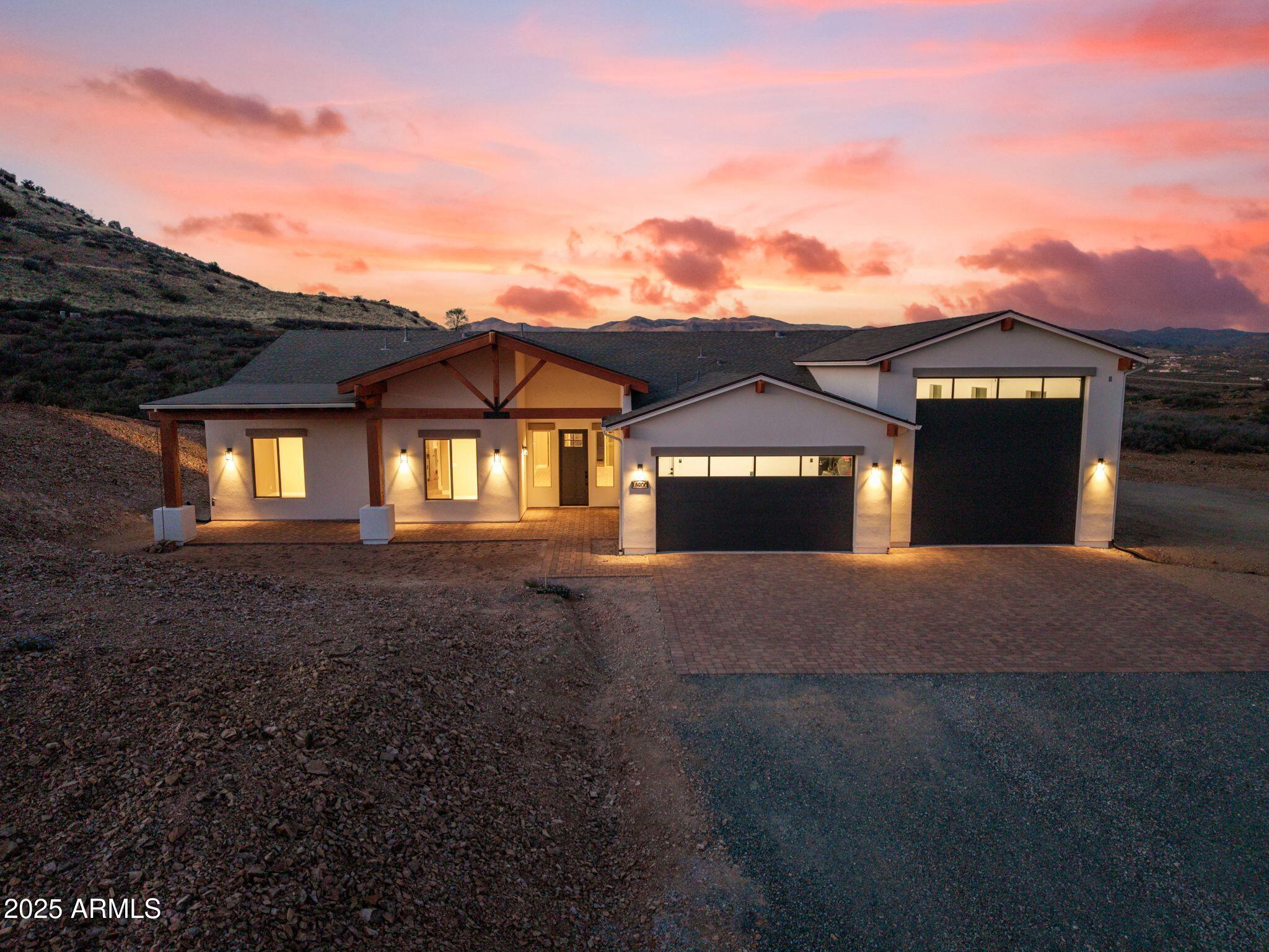 15900 E LONE FOX Trail