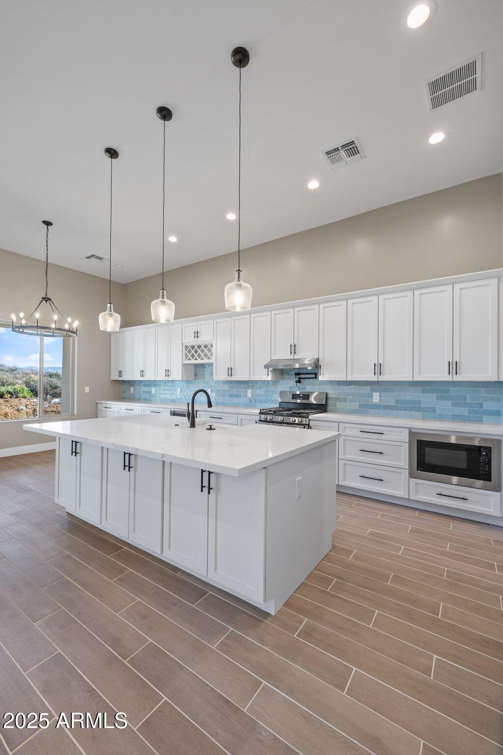 15900 E LONE FOX Trail
