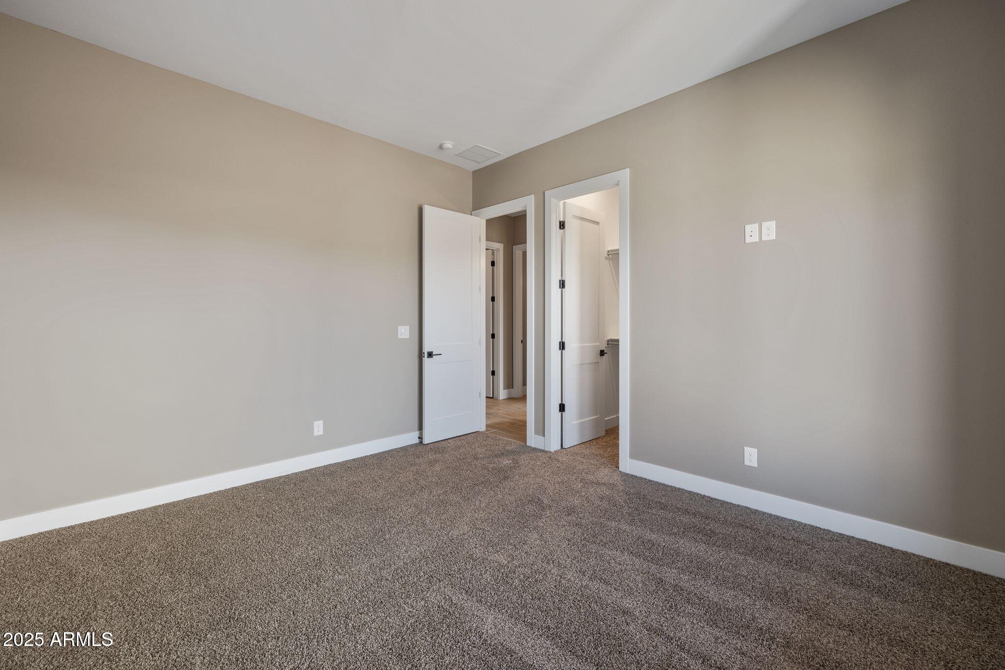 15900 E LONE FOX Trail