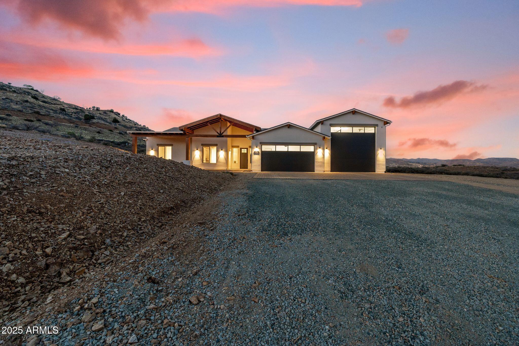 15900 E LONE FOX Trail