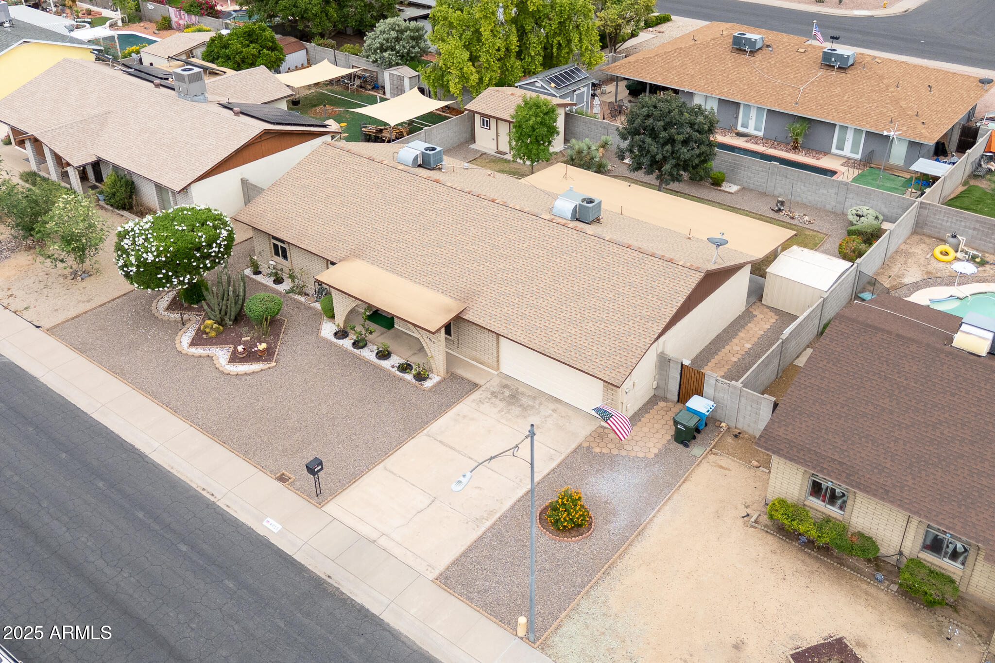 4915 W Larkspur Drive
