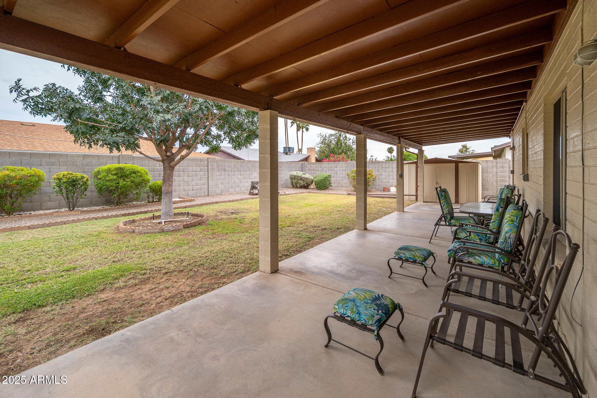 4915 W Larkspur Drive