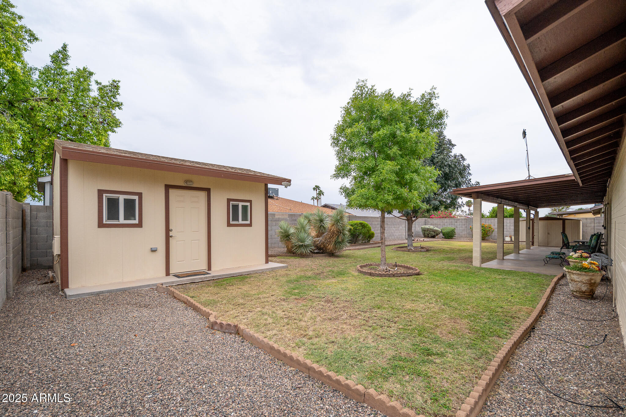 4915 W Larkspur Drive