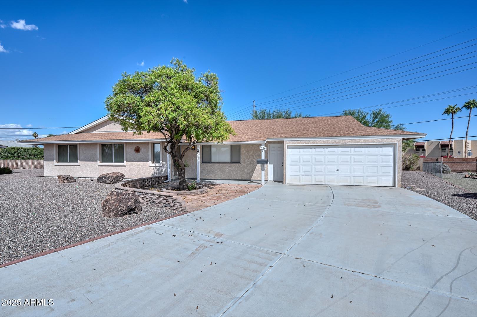9916 W HOPE Circle