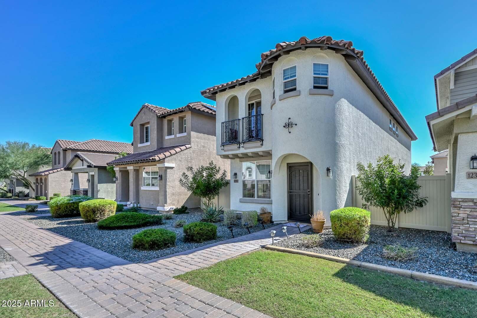 12330 W CACTUS BLOSSOM Trail