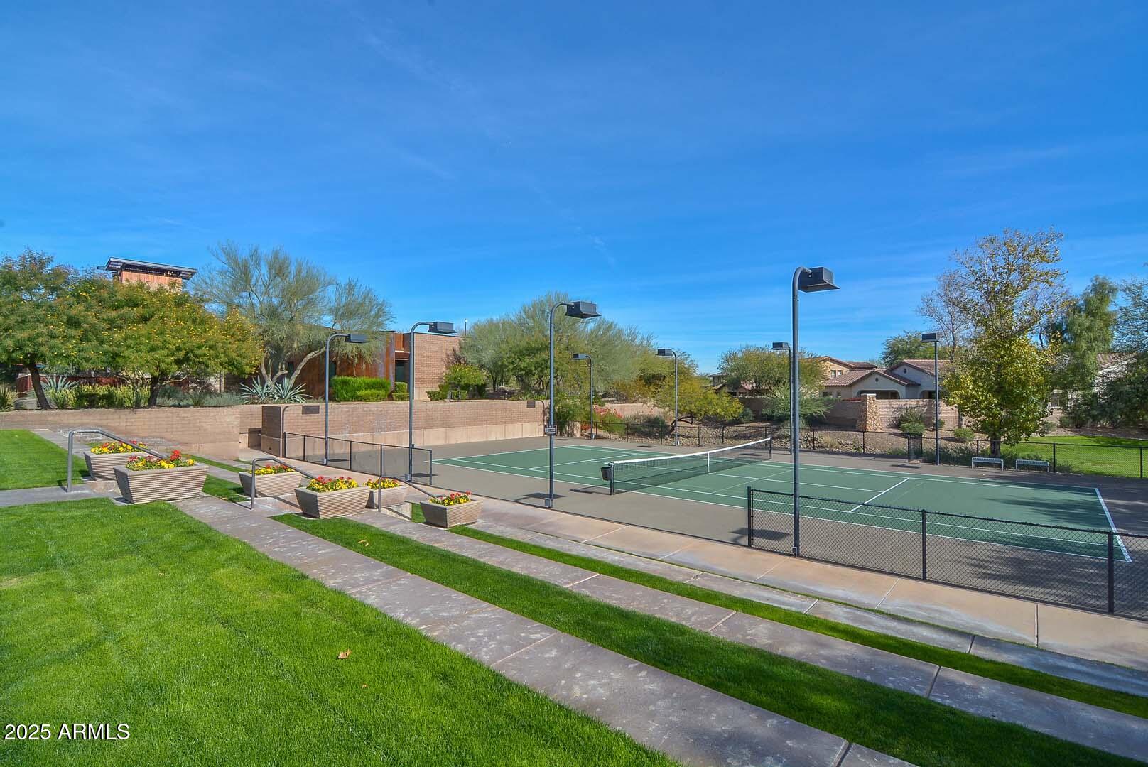 12330 W CACTUS BLOSSOM Trail