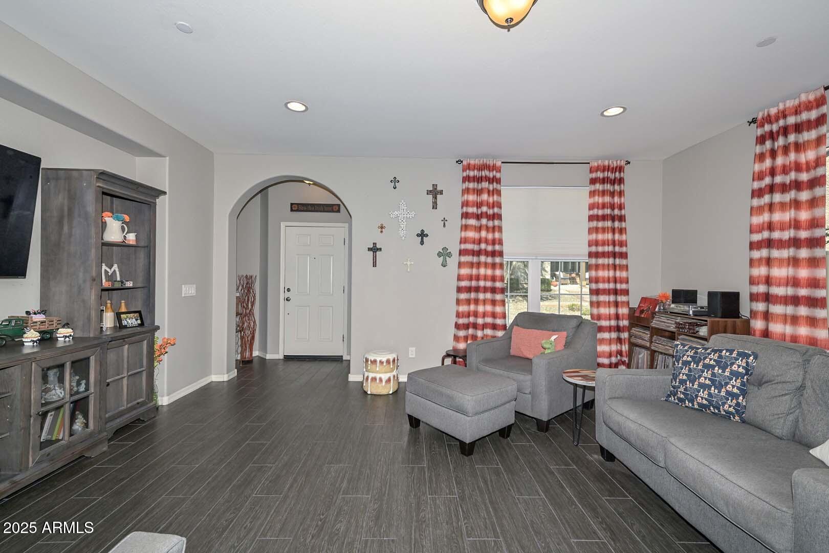 12330 W CACTUS BLOSSOM Trail