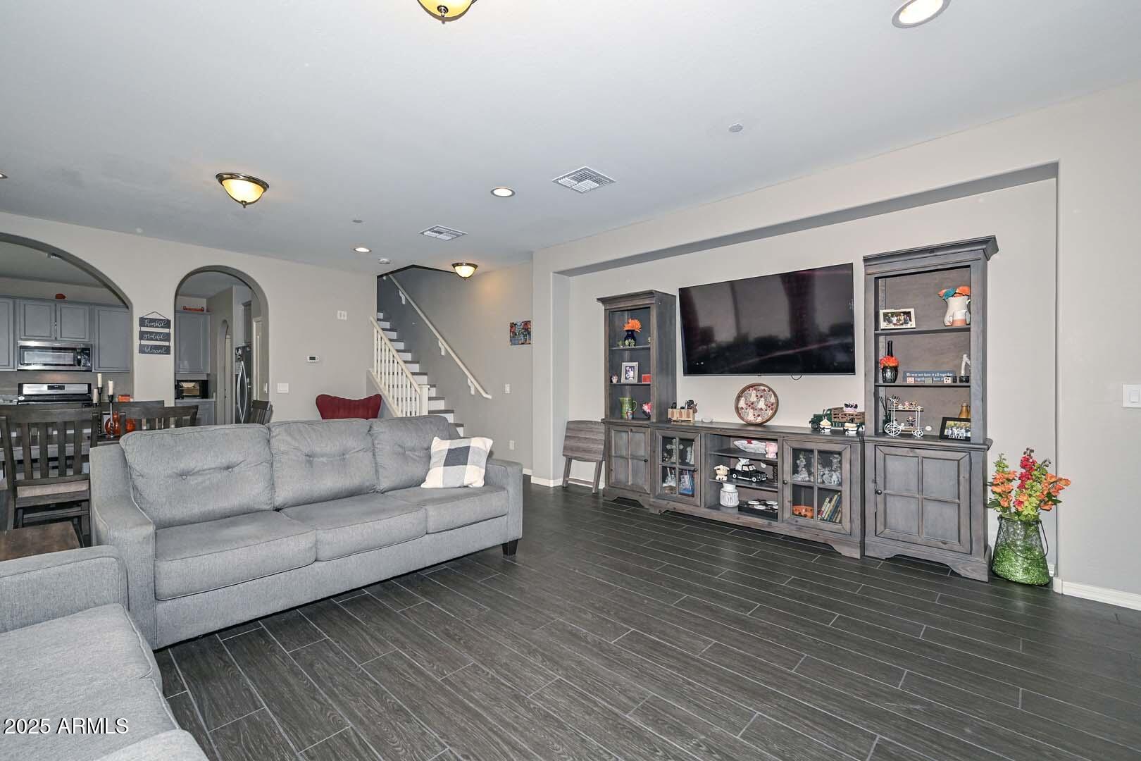 12330 W CACTUS BLOSSOM Trail