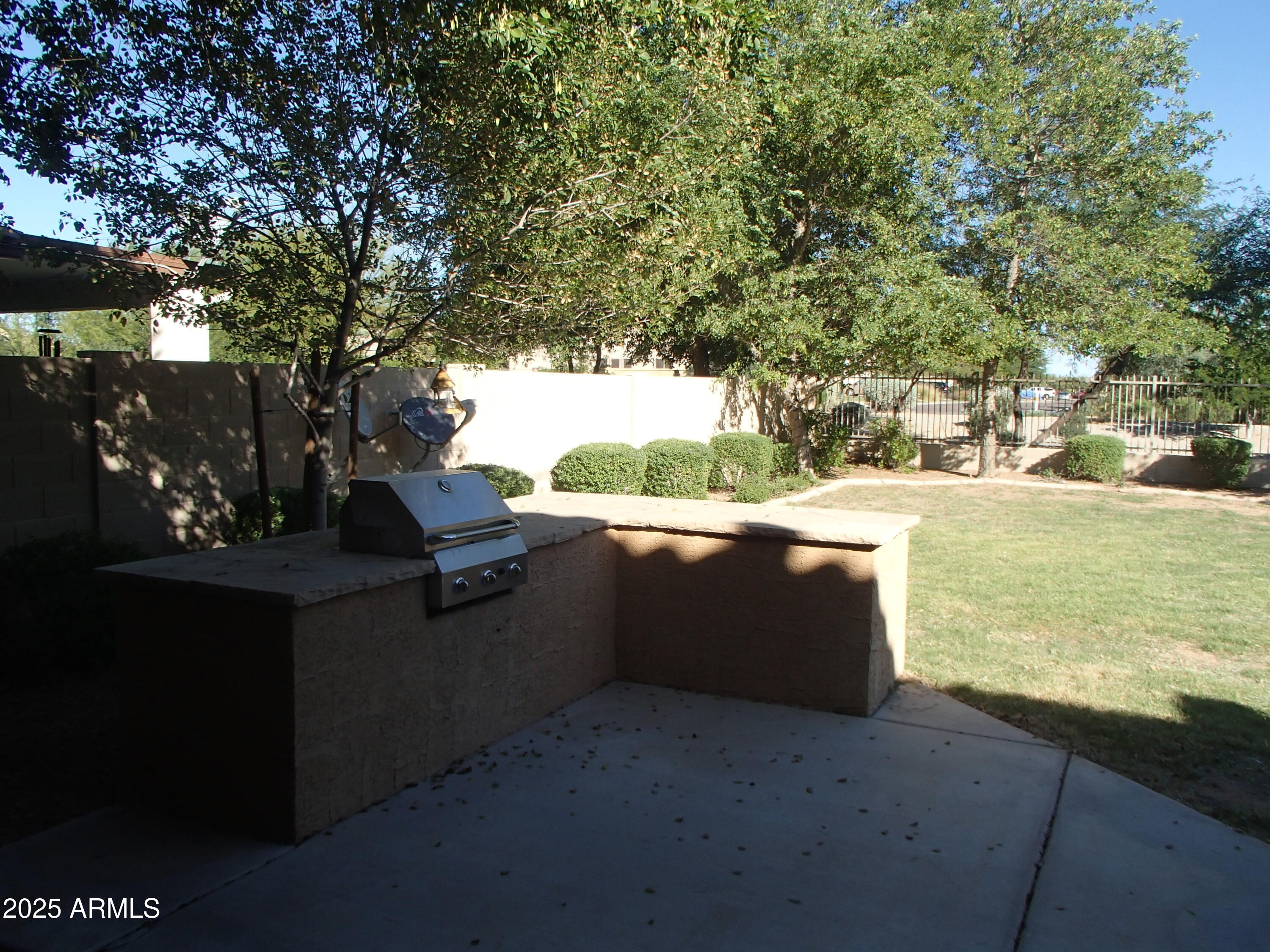 9007 S 53rd Drive