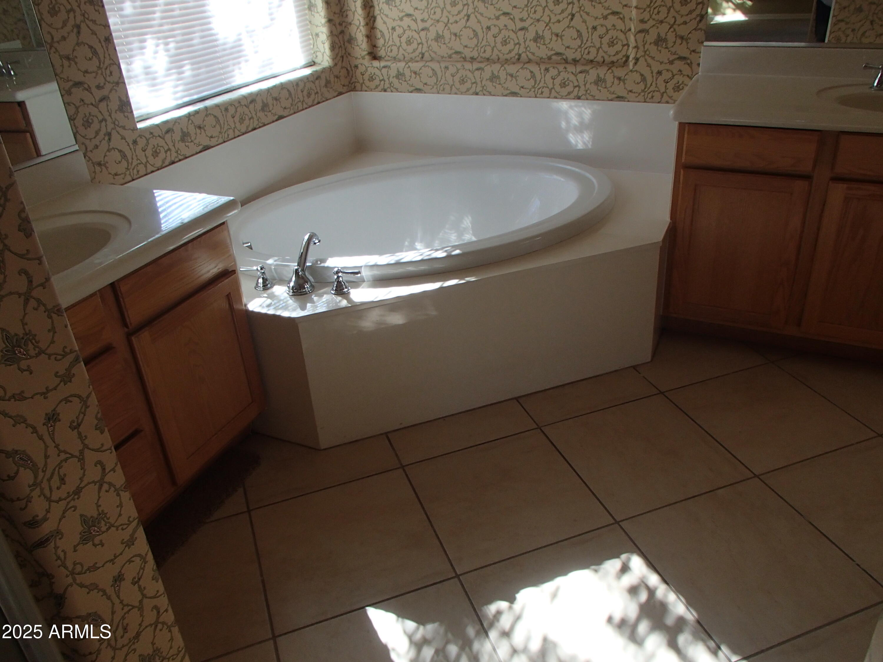 9007 S 53rd Drive