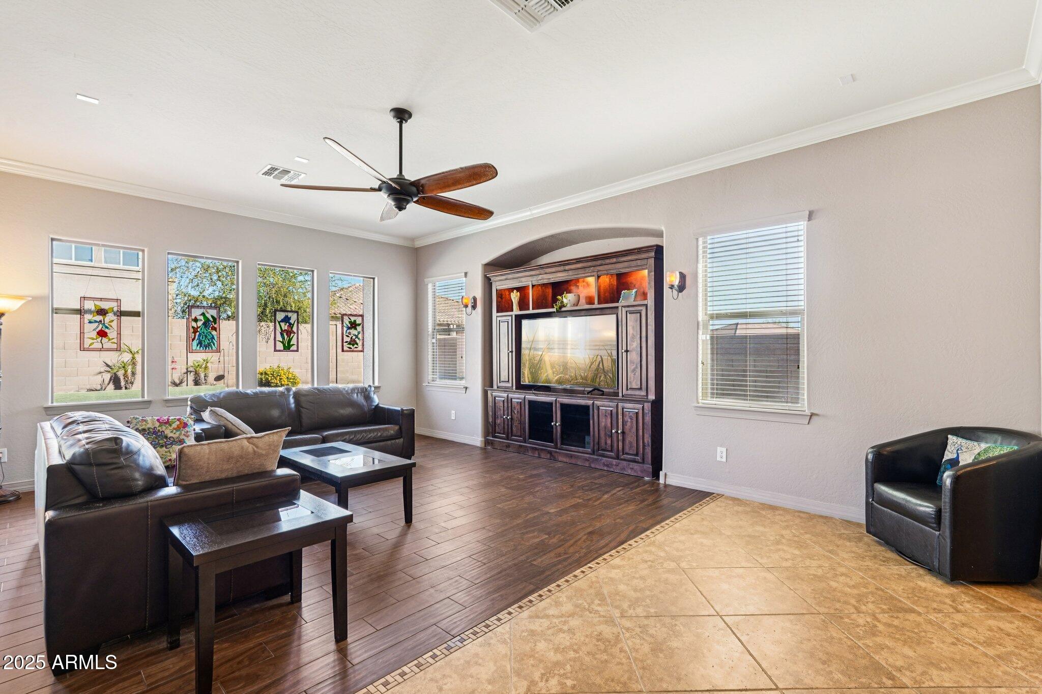 18310 W ONYX Court