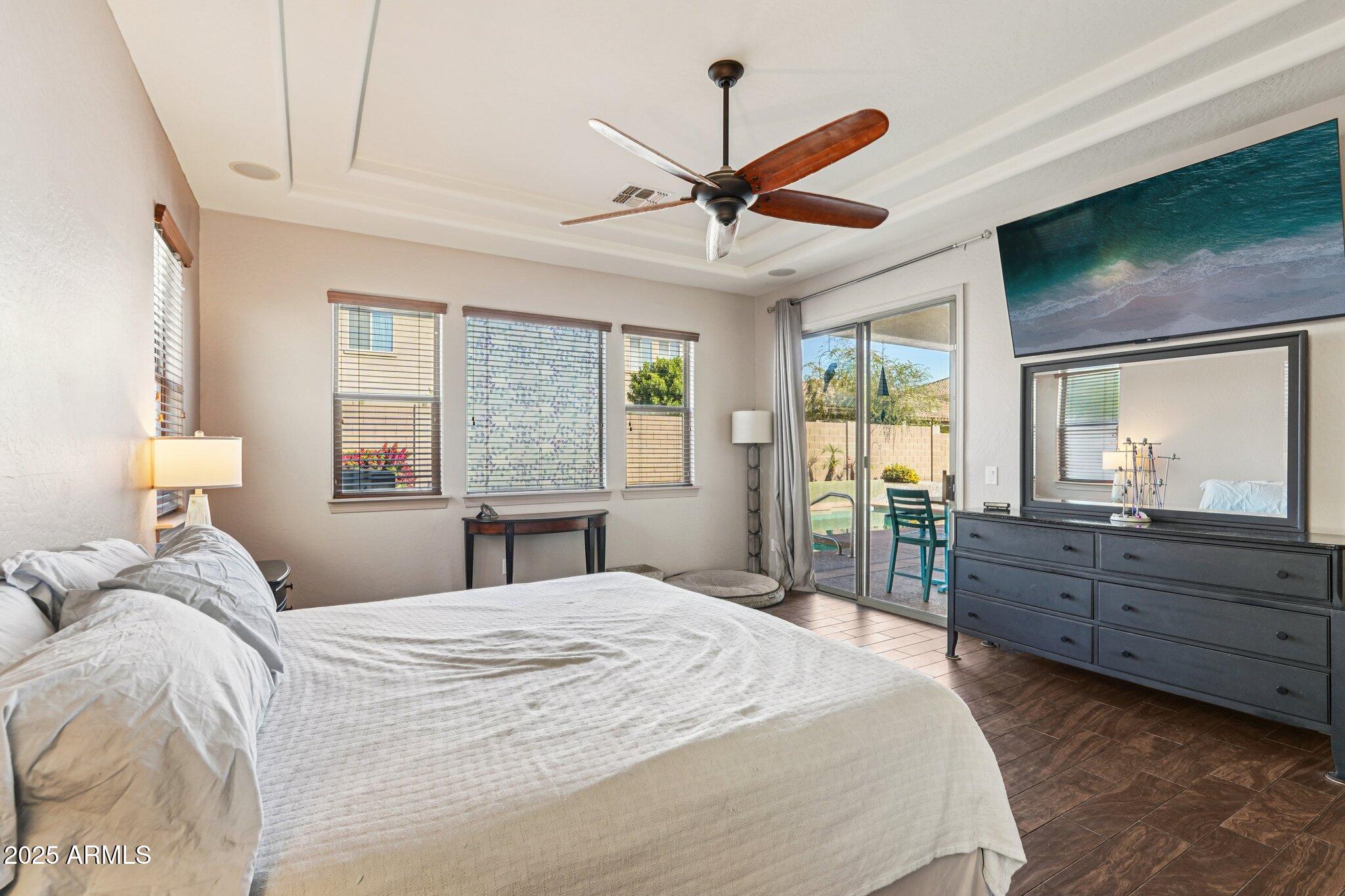 18310 W ONYX Court