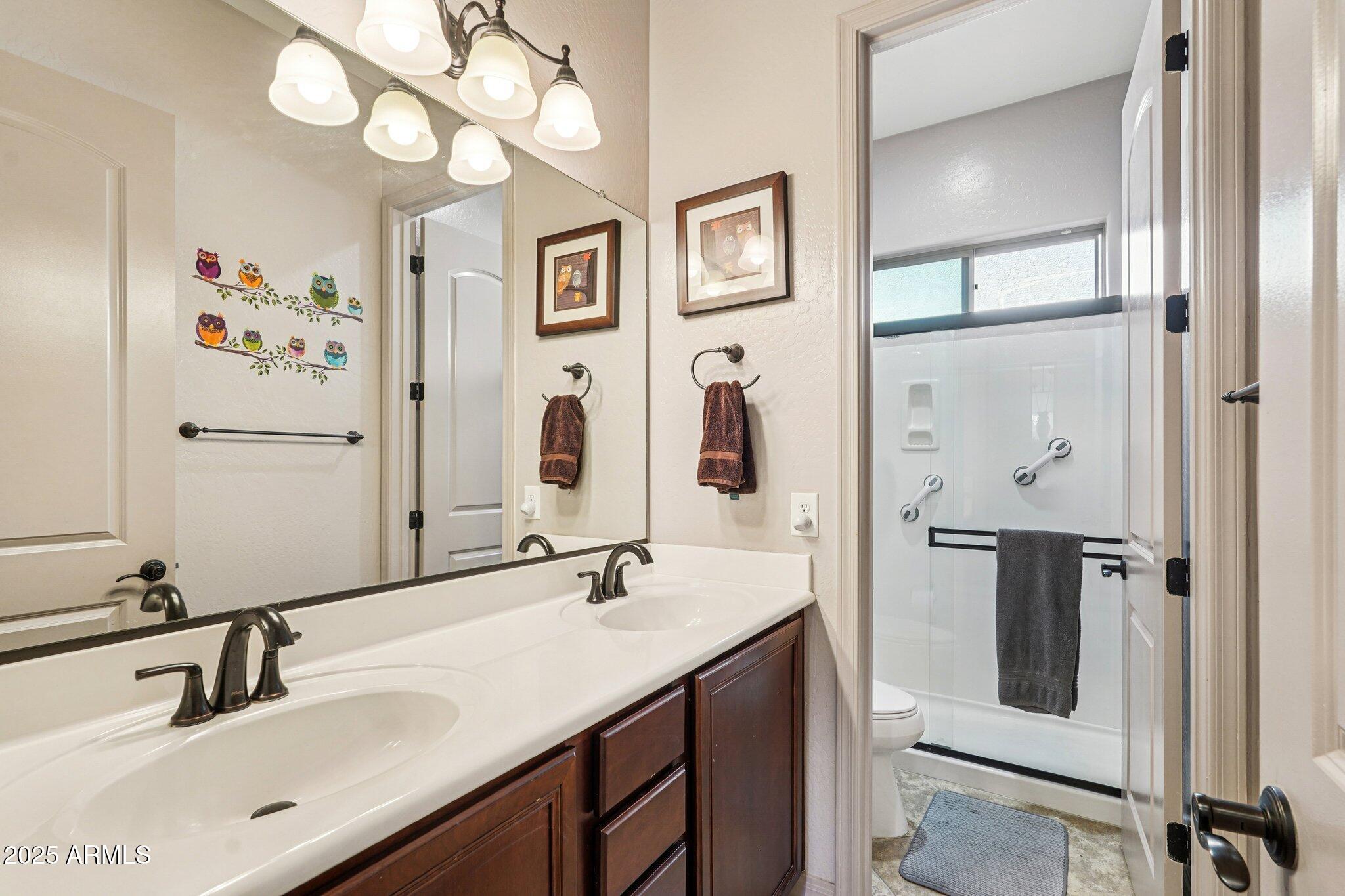 18310 W ONYX Court