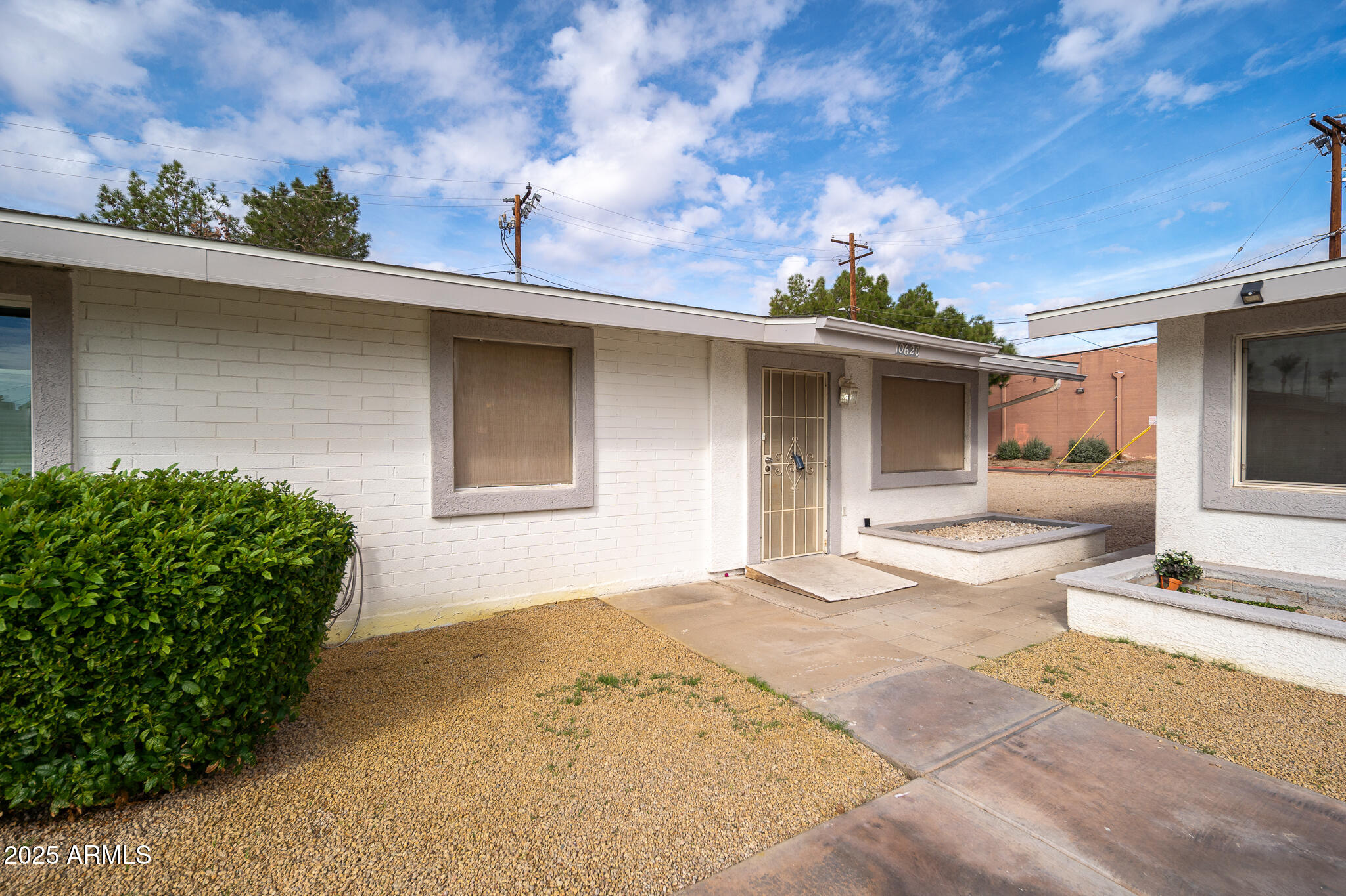 10620 W OAKMONT Drive