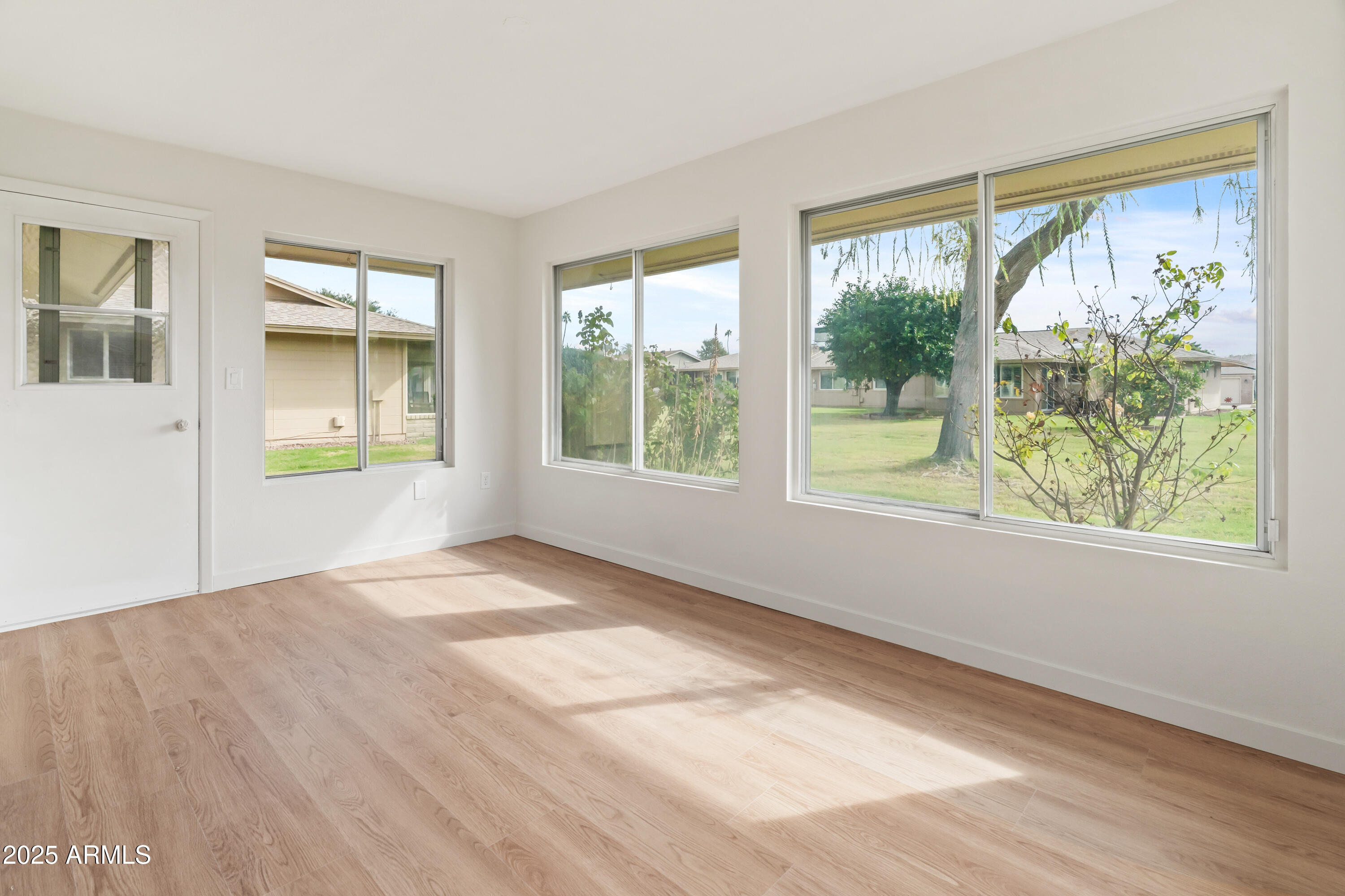 10417 W PRAIRIE HILLS Circle