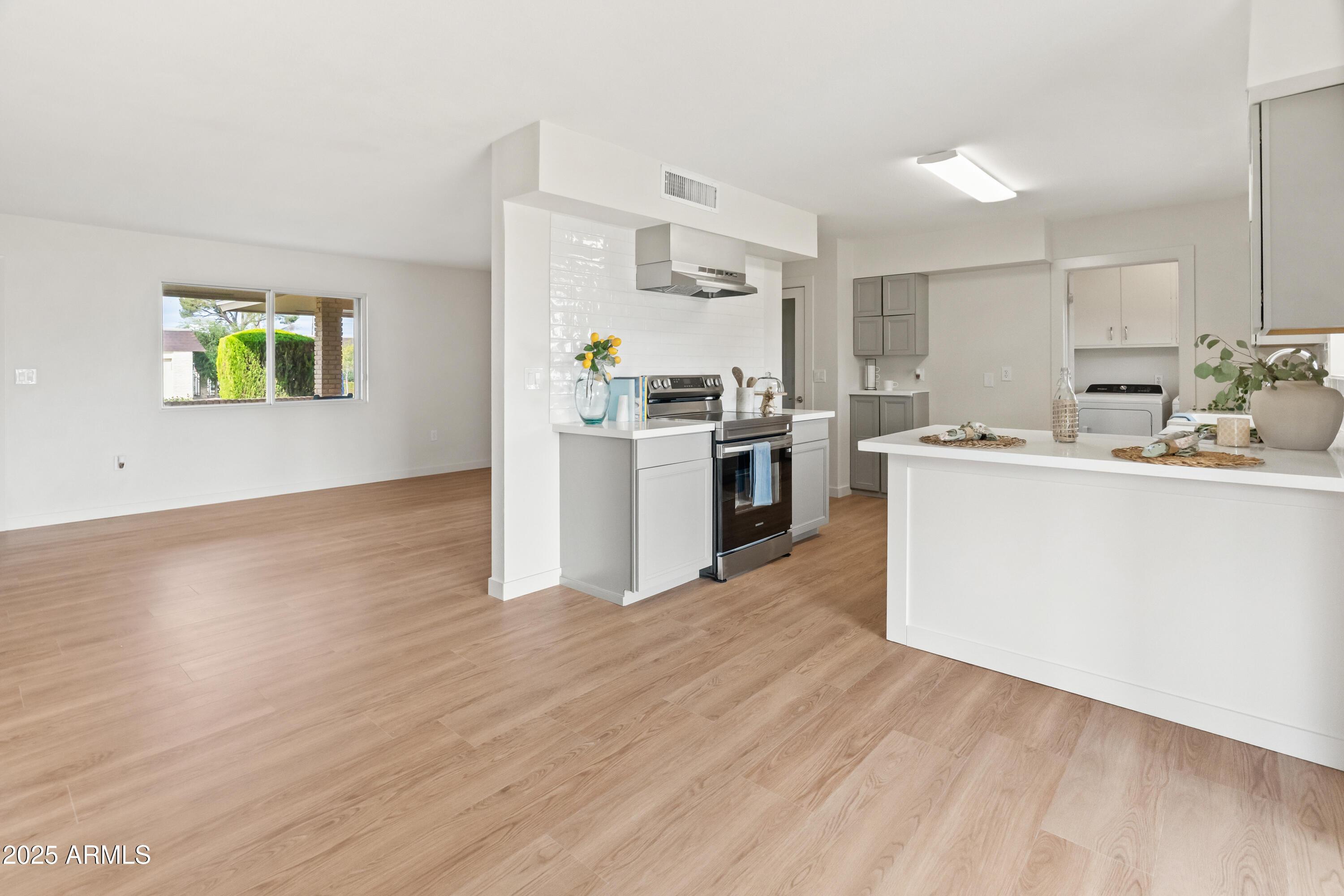 10417 W PRAIRIE HILLS Circle