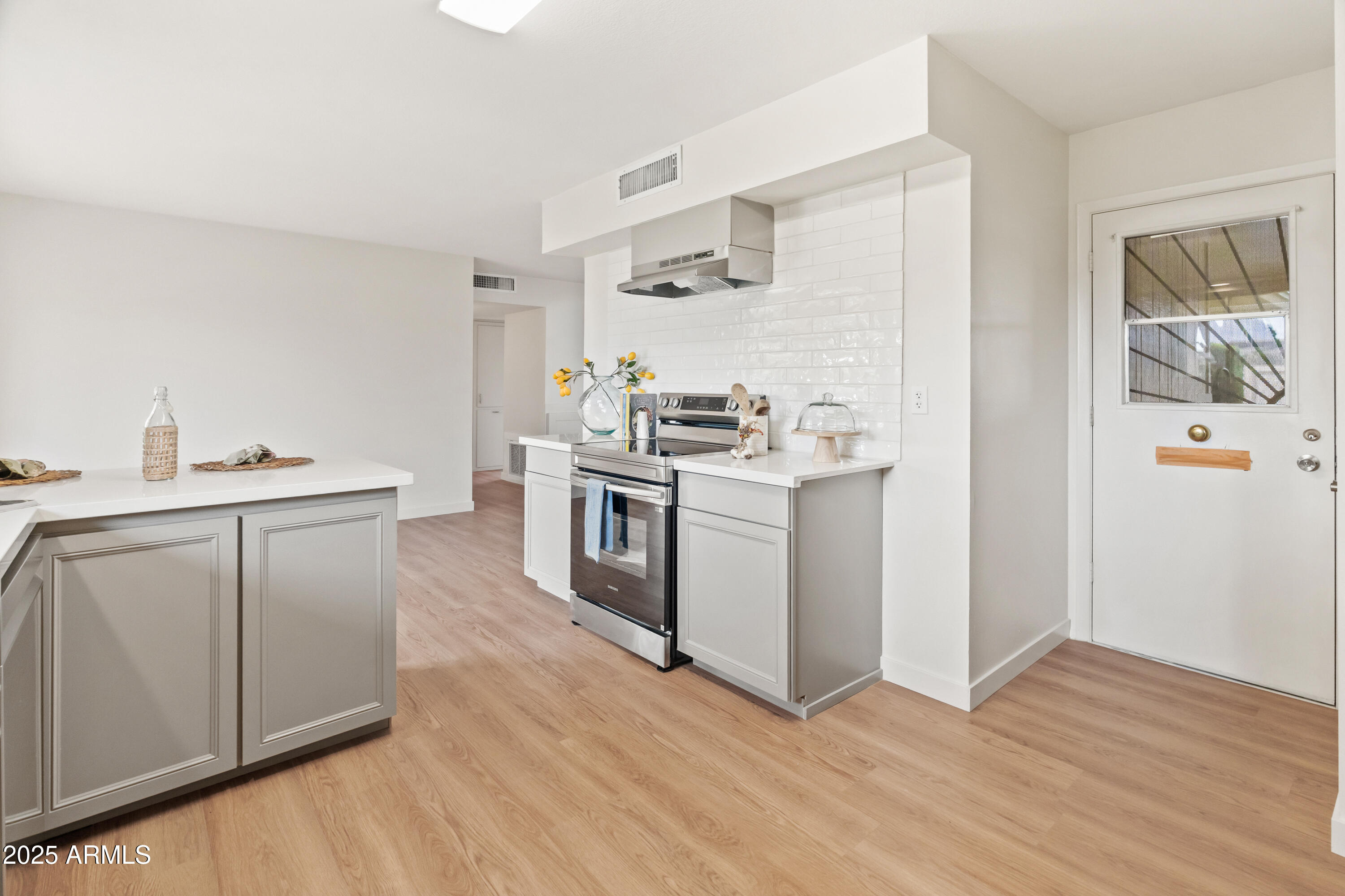 10417 W PRAIRIE HILLS Circle