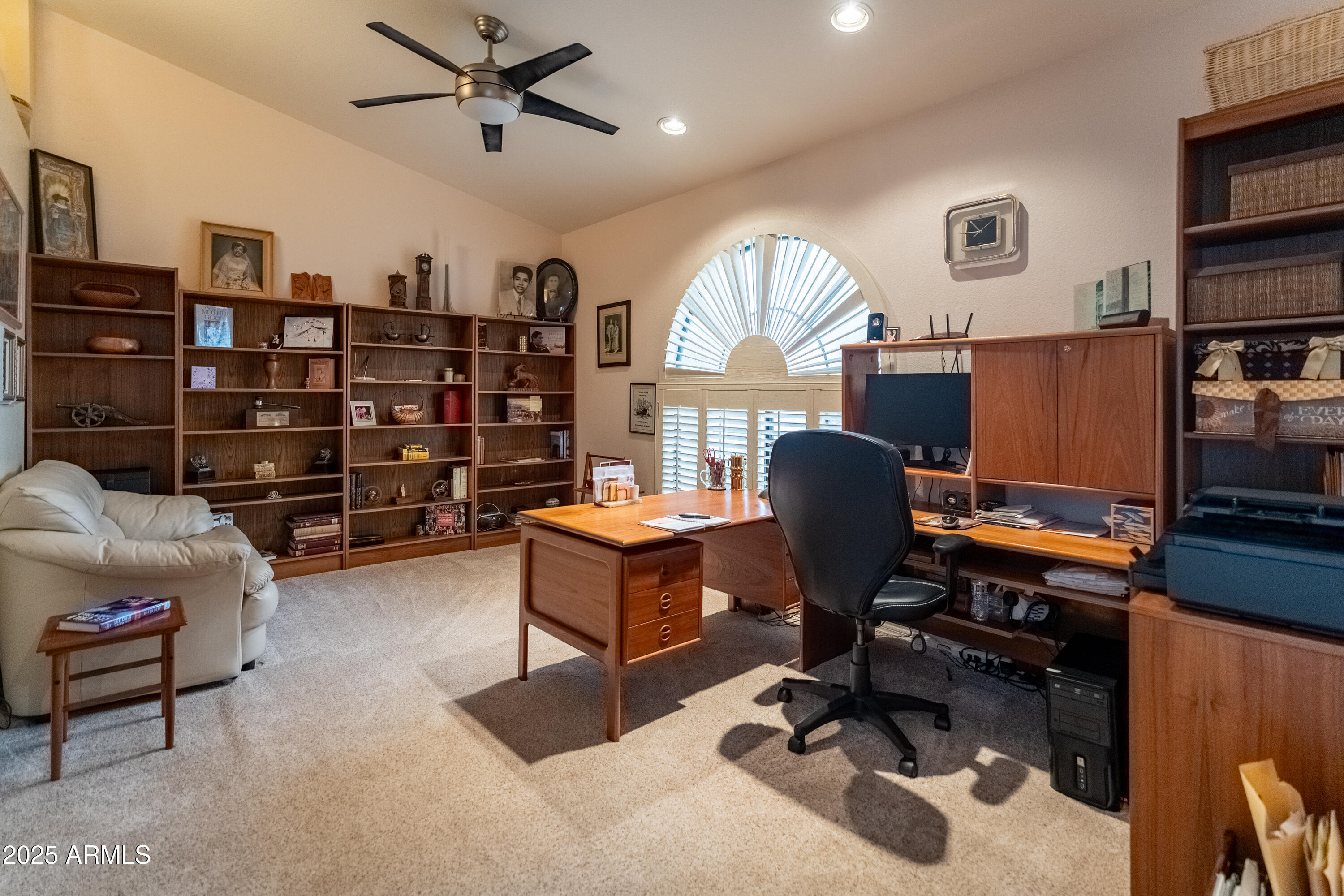 9414 W TONTO Lane