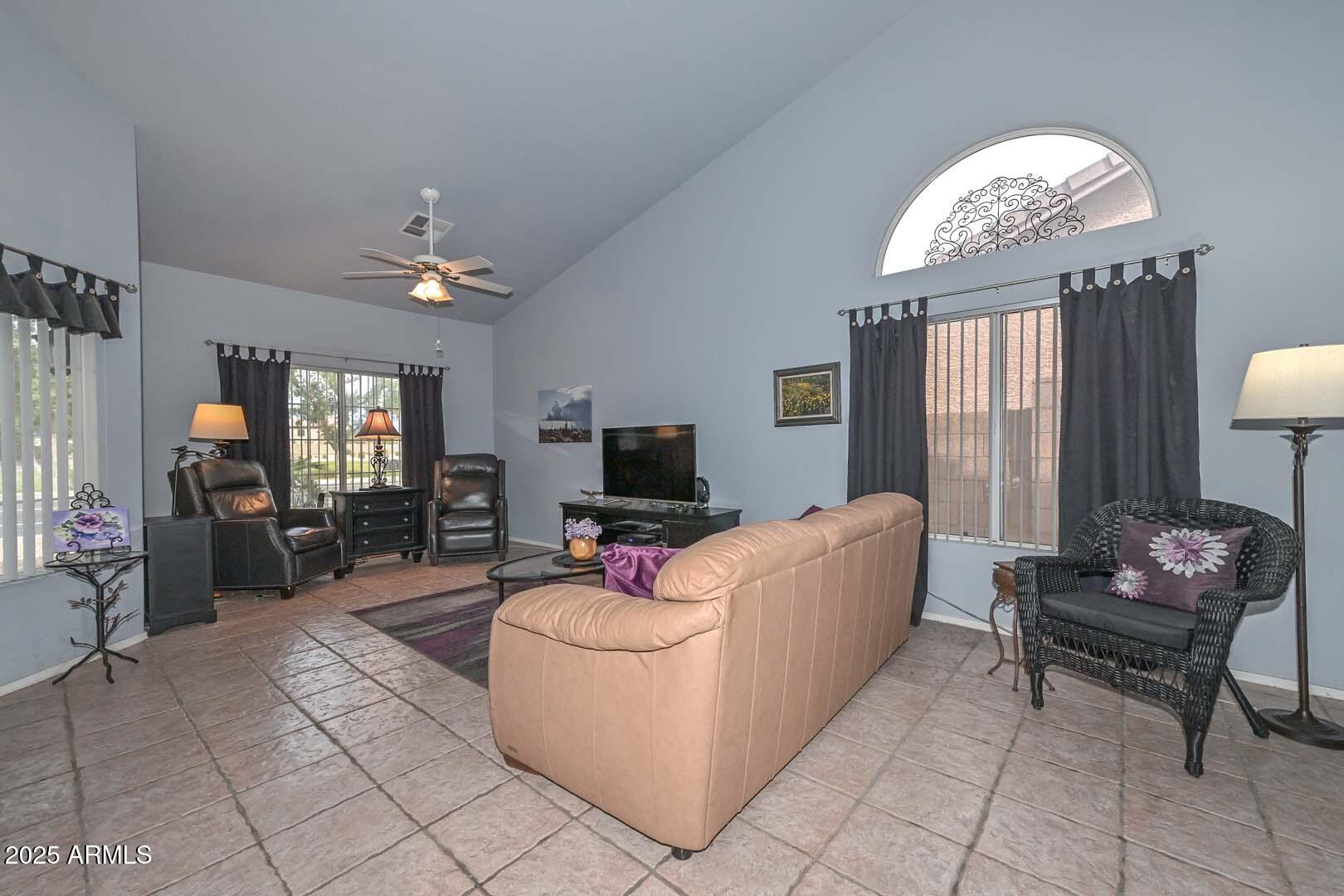 14805 W HONEYSUCKLE Lane