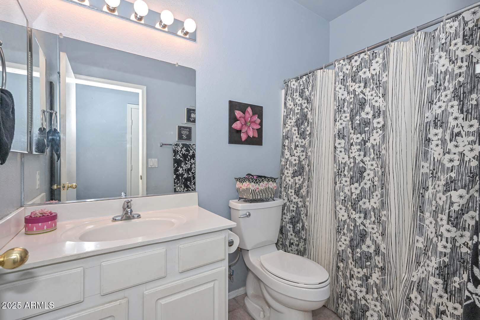 14805 W HONEYSUCKLE Lane