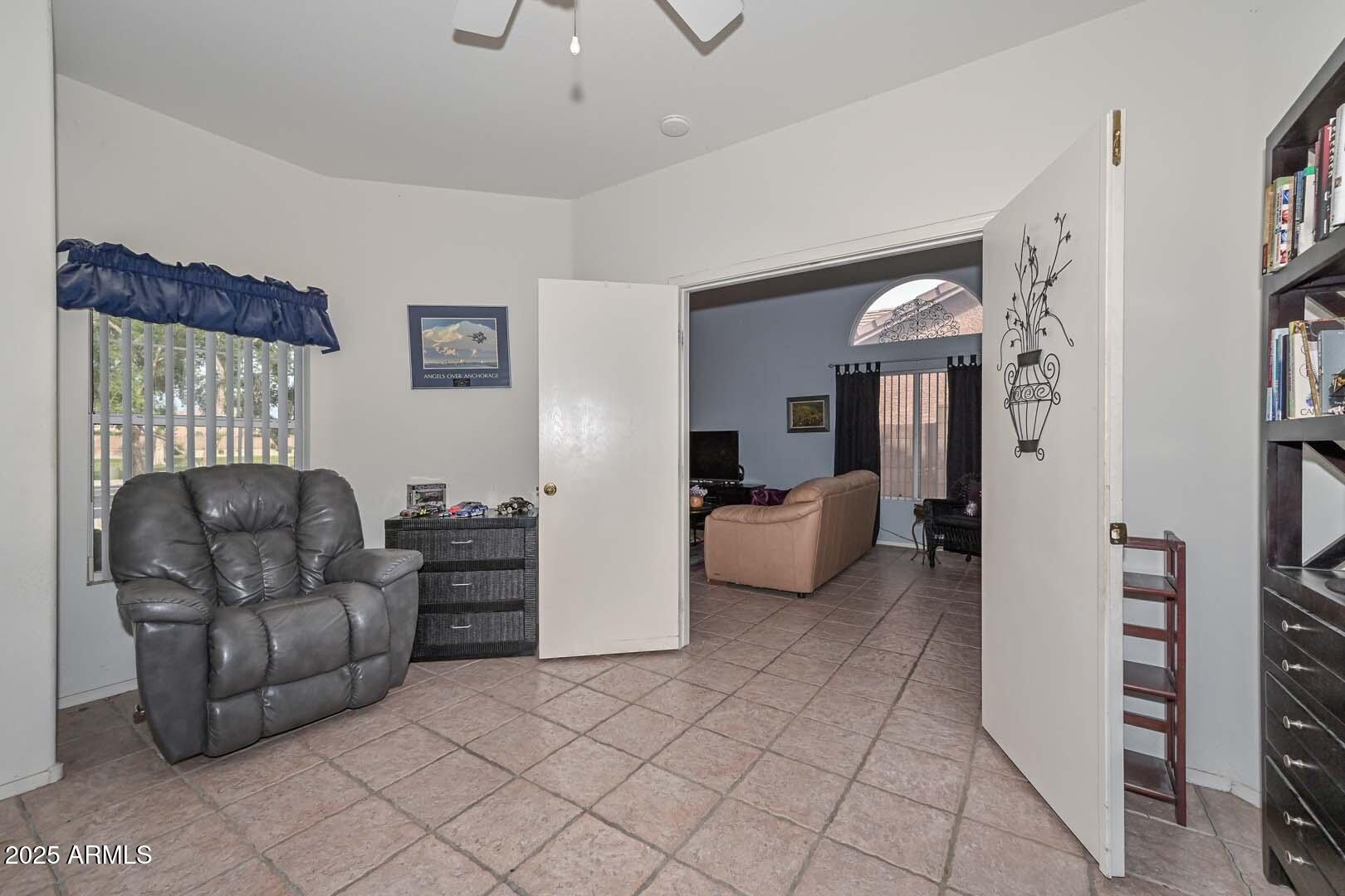14805 W HONEYSUCKLE Lane