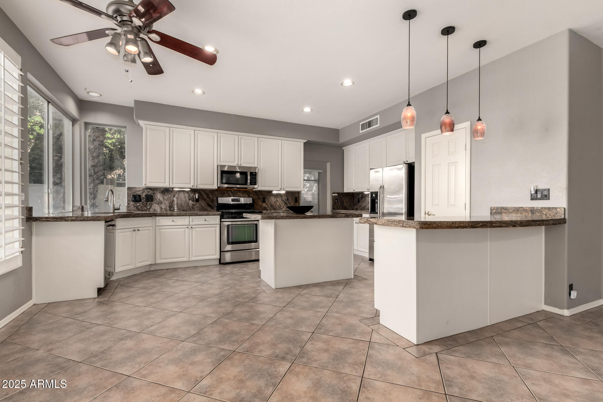 6058 W Abraham Lane