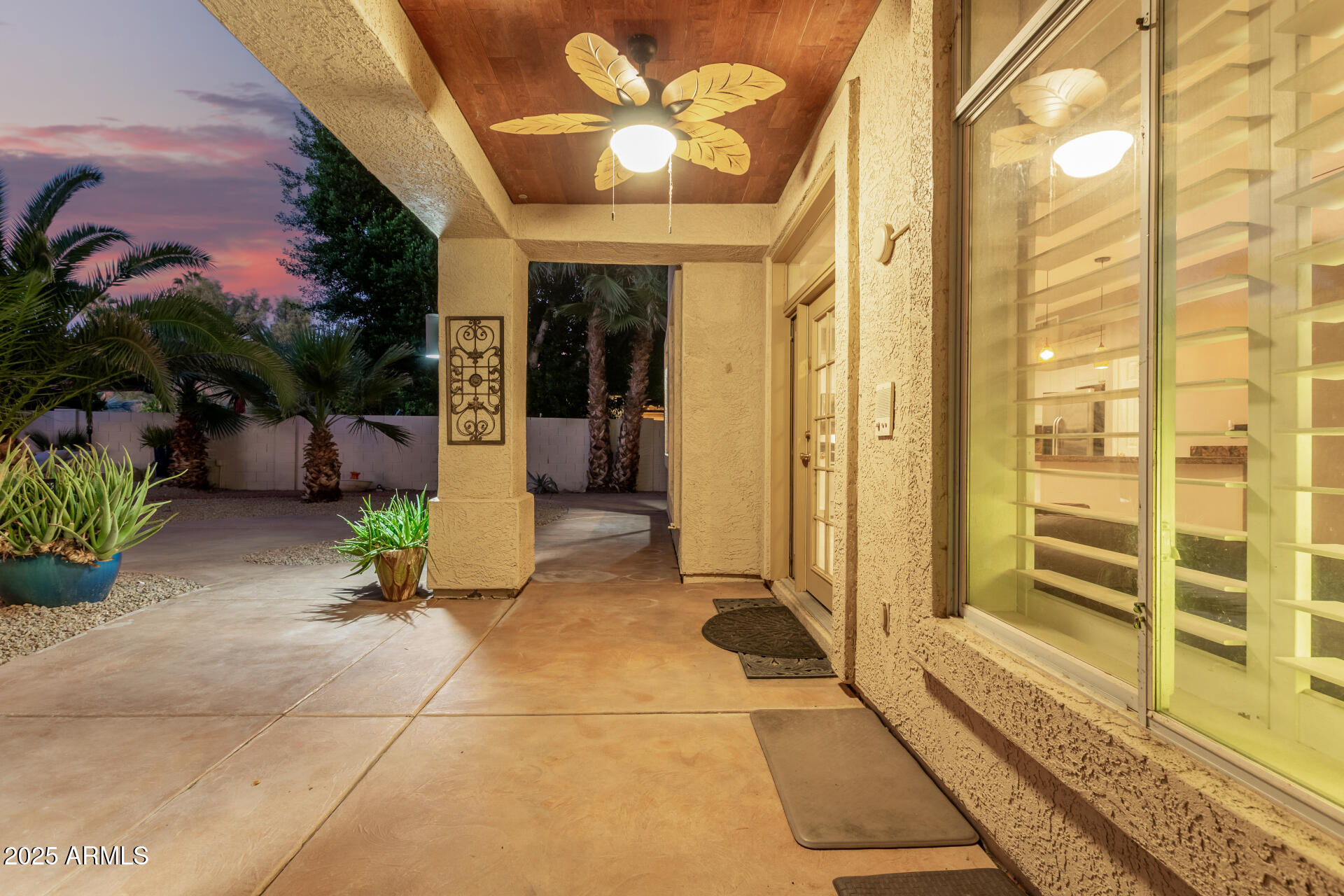 6058 W Abraham Lane