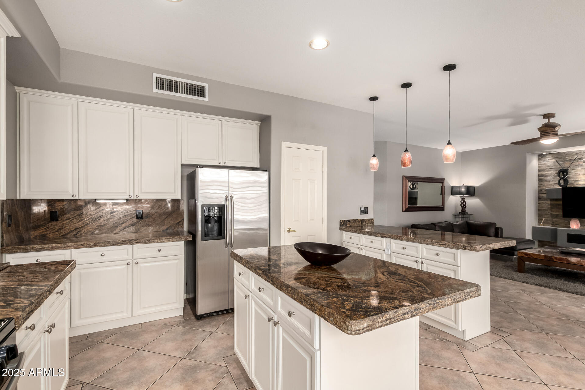 6058 W Abraham Lane