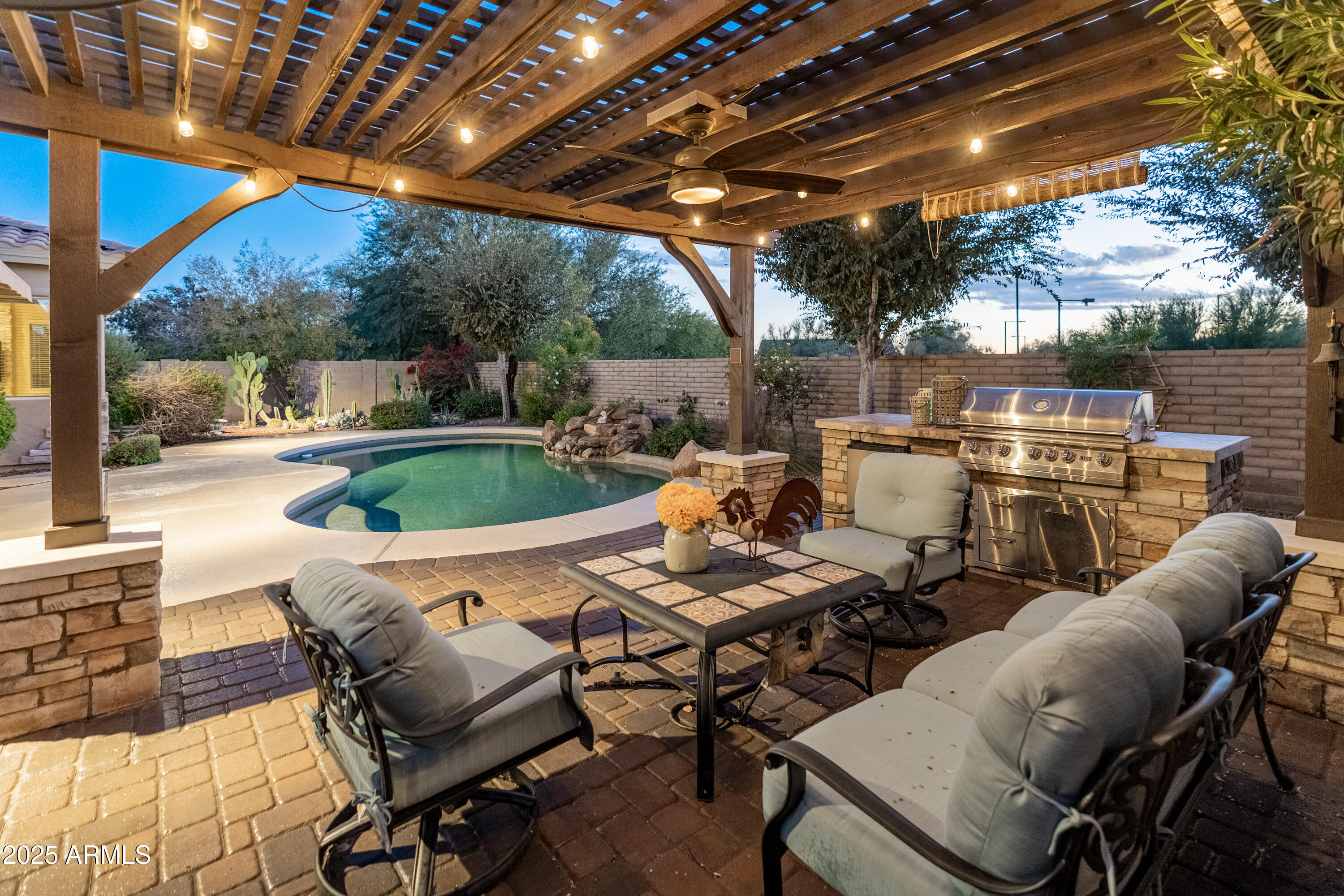 12345 W DOVE WING Way