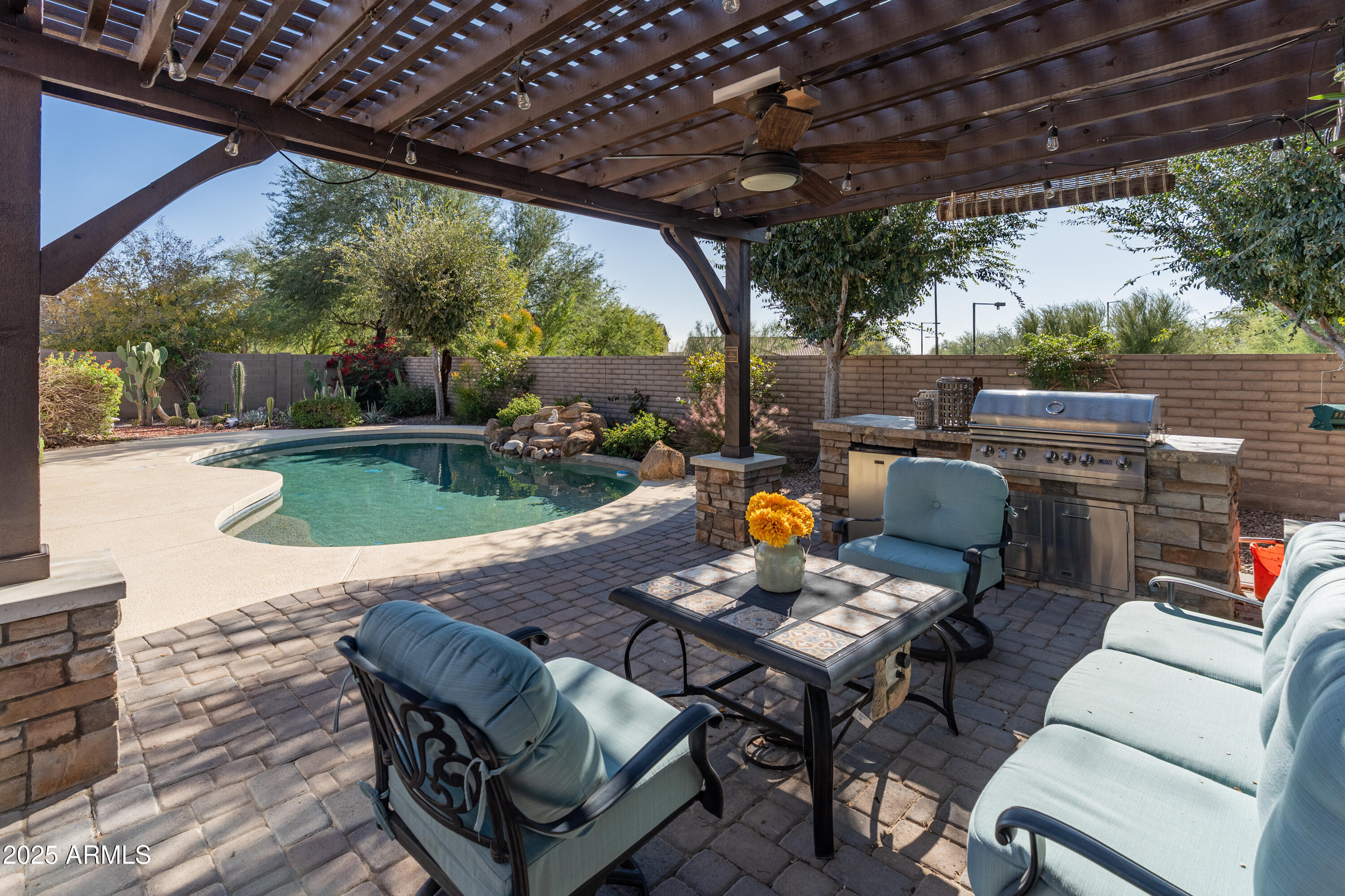 12345 W DOVE WING Way