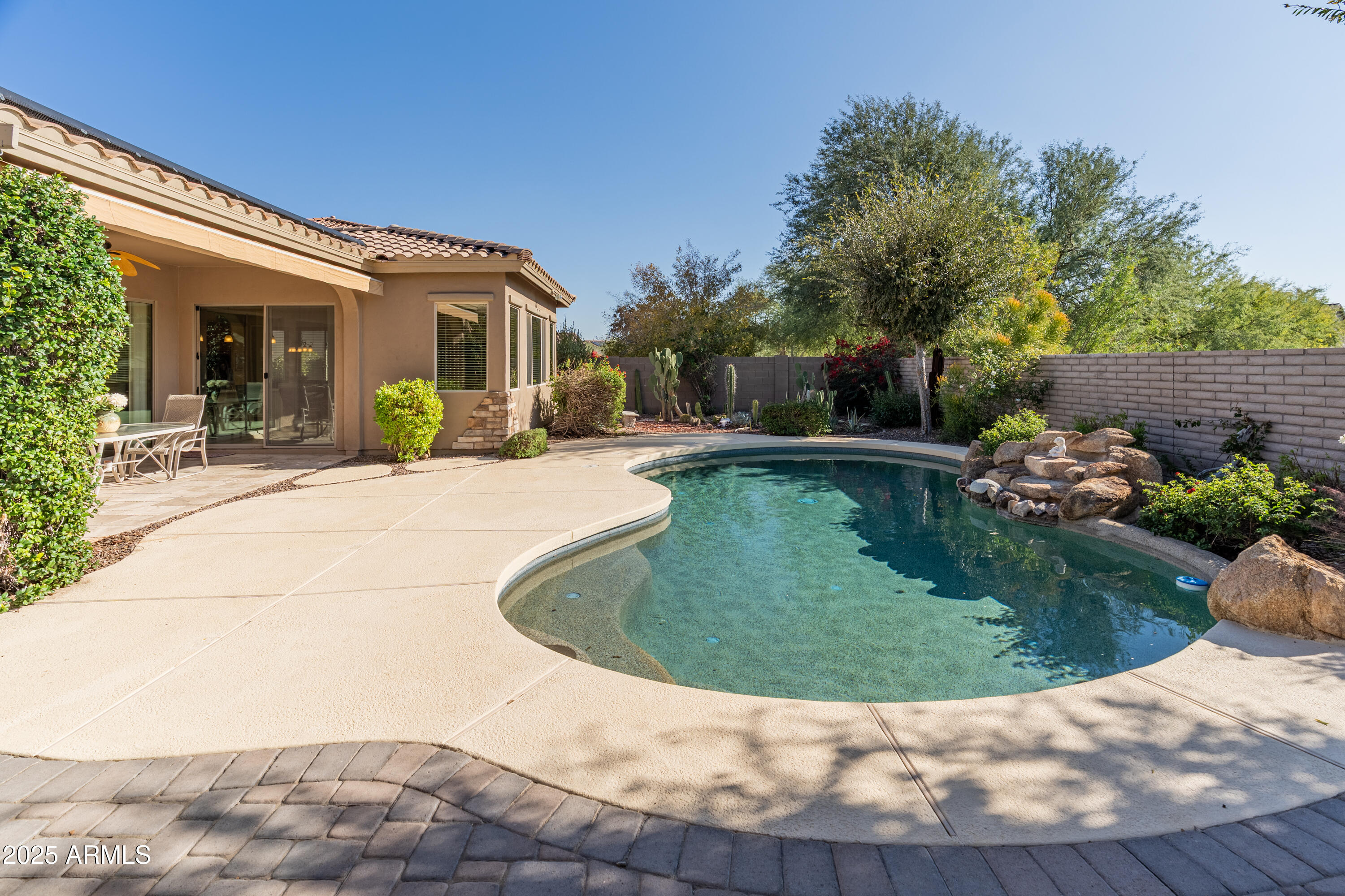 12345 W DOVE WING Way